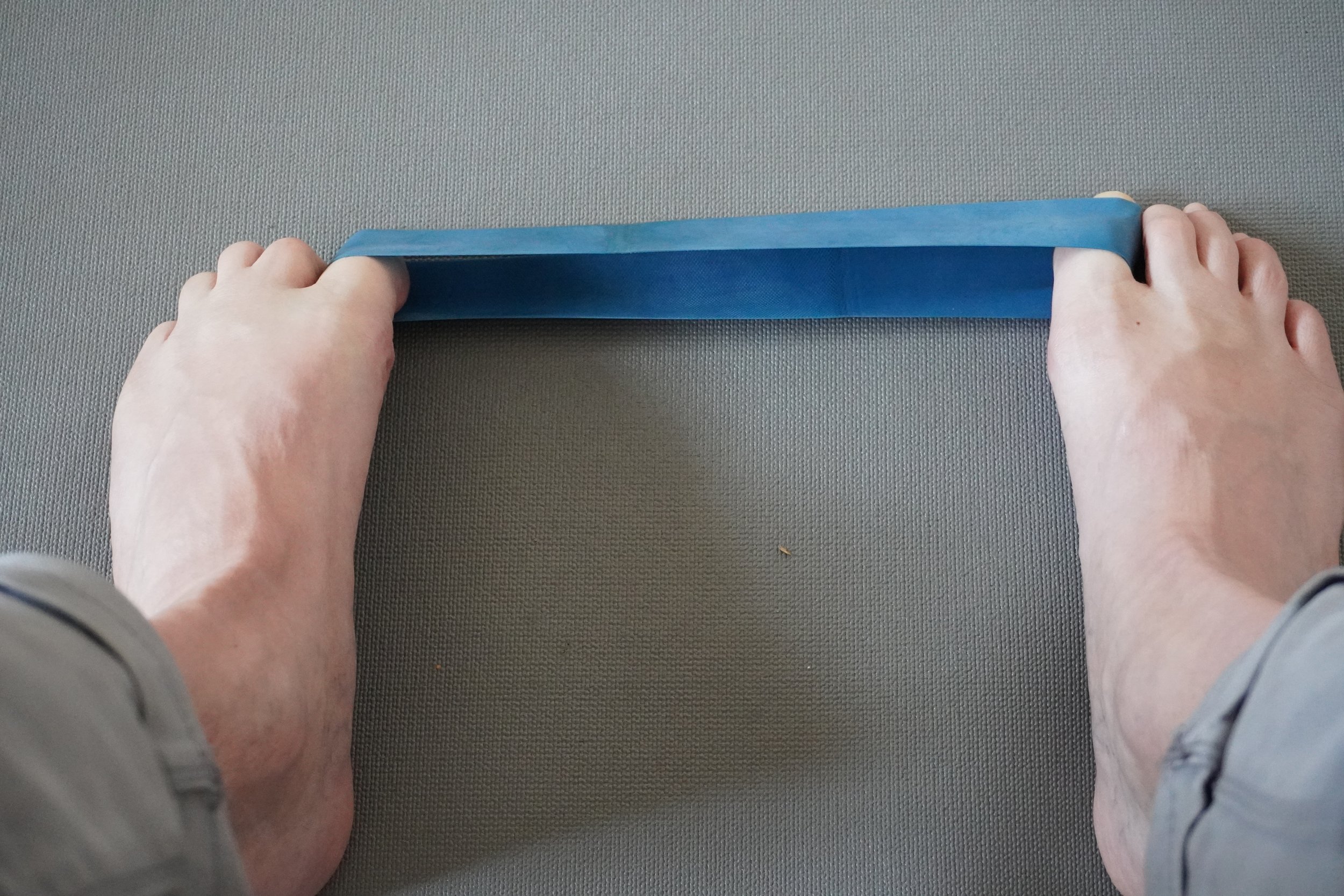 flexion dedos del pies con banda.JPG