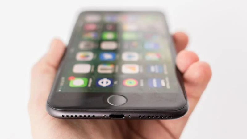iphone_7_plus.jpg