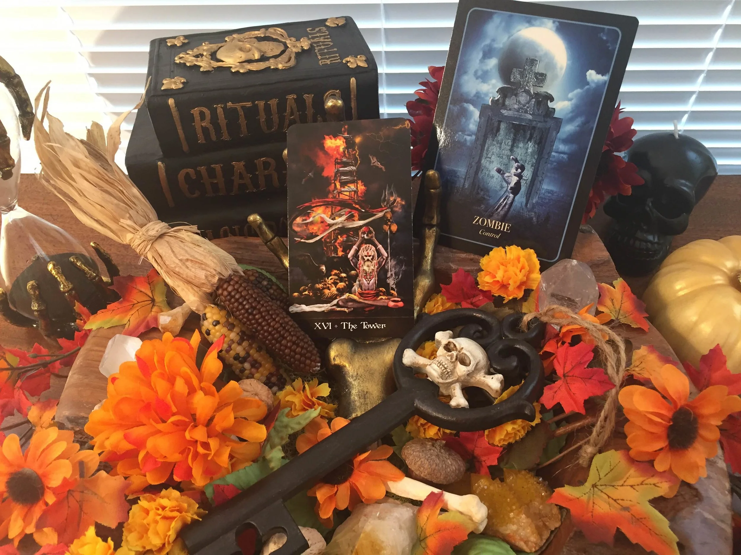 aquarius-fall-tarotscope-2016.jpg