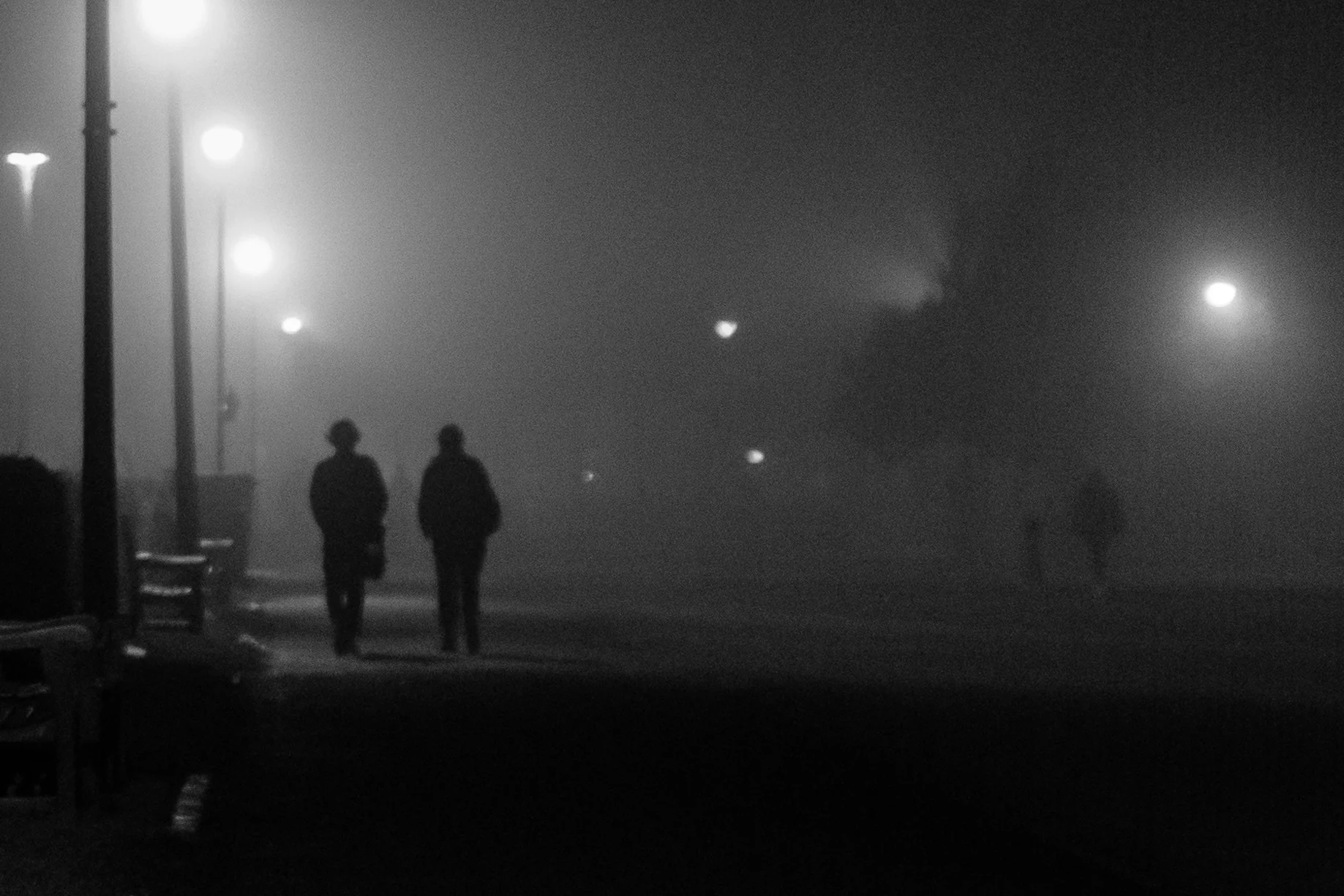 It would've been nice if more of the lights had been working when the fog hit. As it was it was rather a problem trying to find something where there weren't dead lights spoiling nice leading lines.