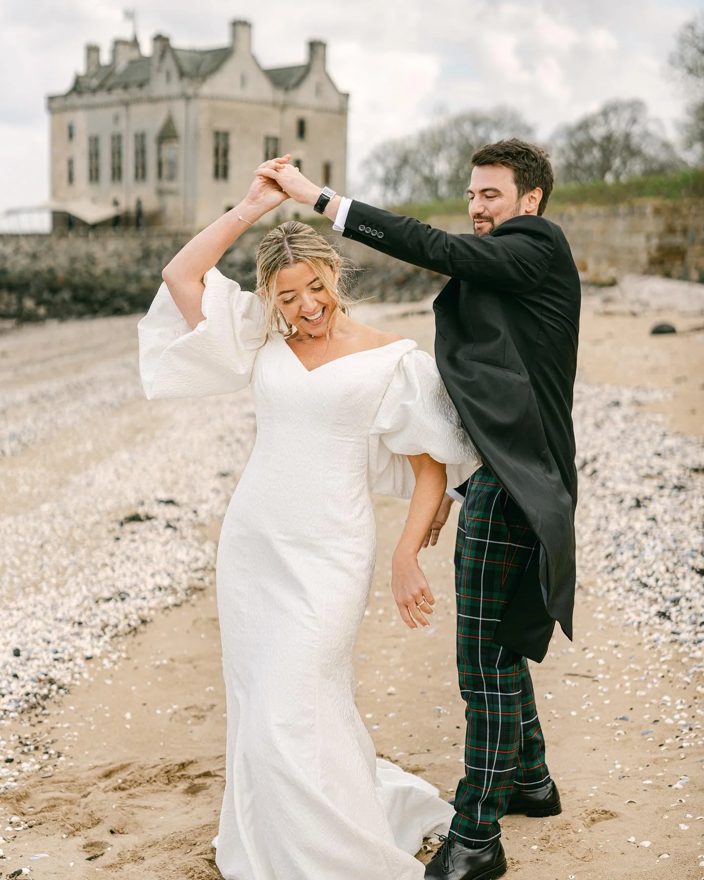 A truly stunning day spent with @voni.max.whiter and @willwhiter at their celebrations in central Edinburgh and then at the amazing Barnbougle castle. Scottish weather played ball (yippee!) and despite being extremely windy we&rsquo;ve nipped out to 