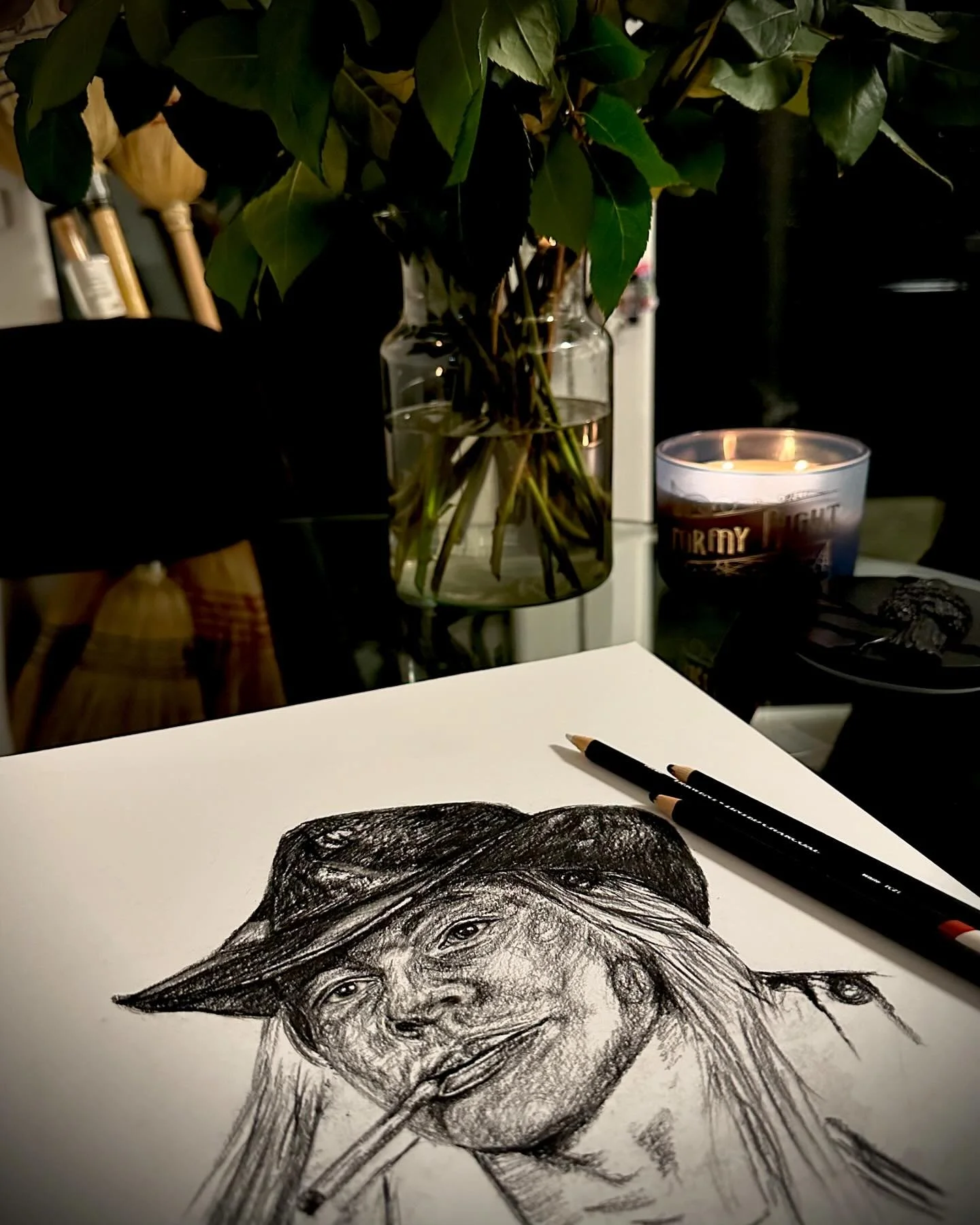 THIS WEEK!! NEW PORTRAITsss COMING 🤘🖤 🥀 

RAW Charcoal and paper 😮&zwj;💨 

#newart #charcoal #portrait #metal #metalmusic #metalheads #metalheadsaunite #fanart #fanart #wallart #originalart #artwork #framedart #christmas #christmaspresents #dark