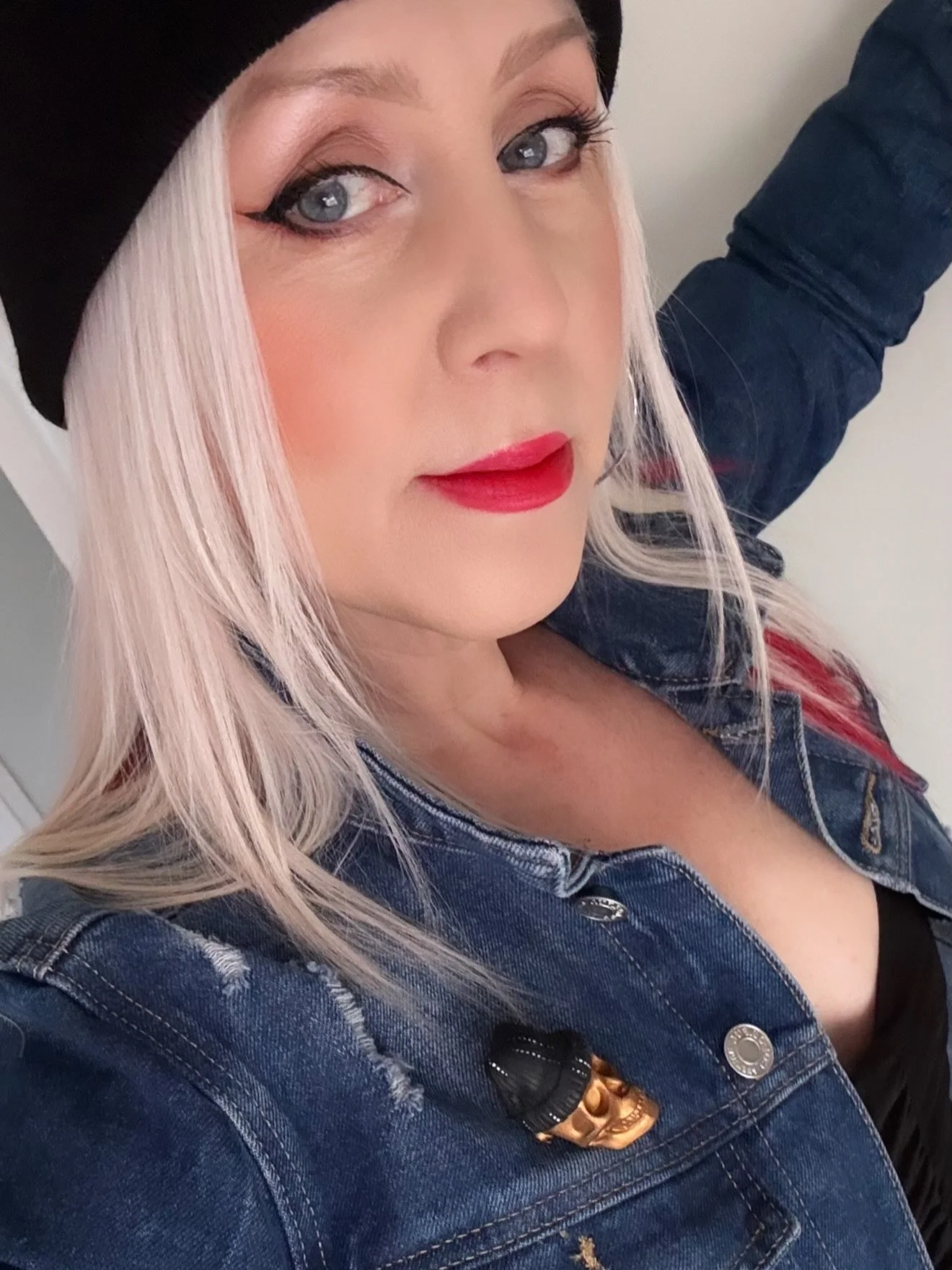 I do have such affection for those who buy from my little Etsy shop, its been slow growing home made magic ✨ I&rsquo;m working on a few brand new items for my menagerie, I&rsquo;m excited to show you ✨ 

Before then, you can buy original art, prints,