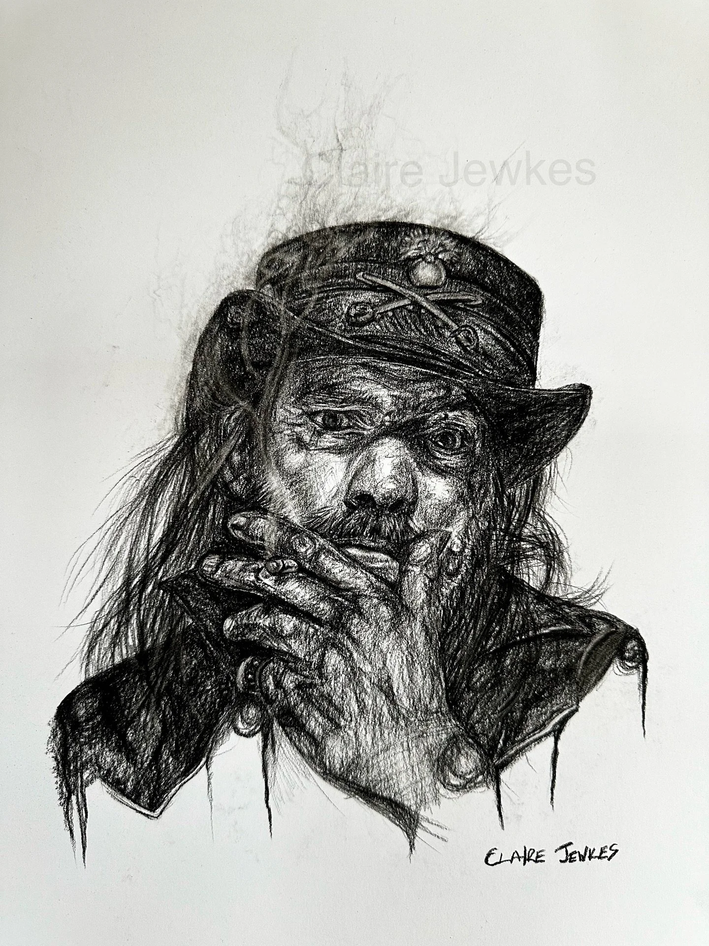 Lemmy 🖤 Charcoal, smoke and soul.
A portrait carved from shadows, loud grit and the kind of energy that never really leaves the room.
One of my favourite moody pieces, all texture, all attitude, all heart. 🖤⚡️🪶💀
#charcoalart #charcoalportrait #da