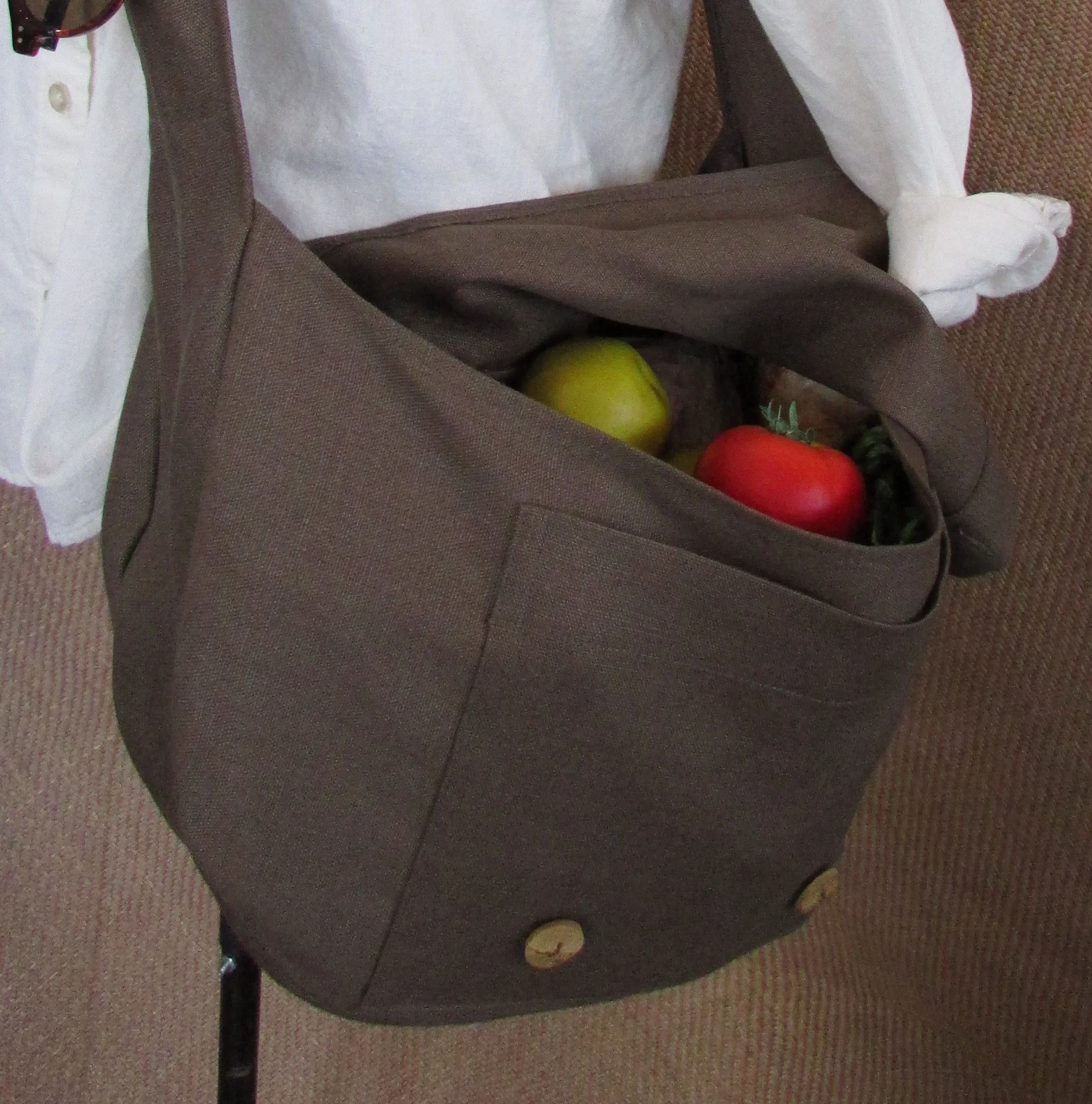 FM bag 42 strap brn only.jpg