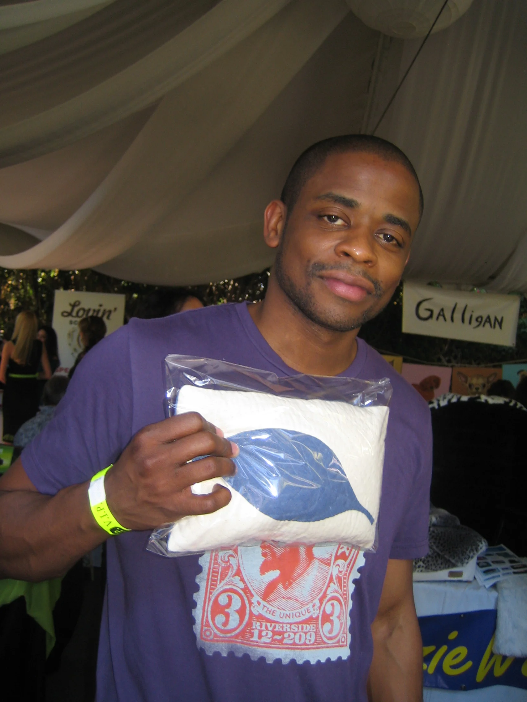 Emmy Gifting-Dule Hill