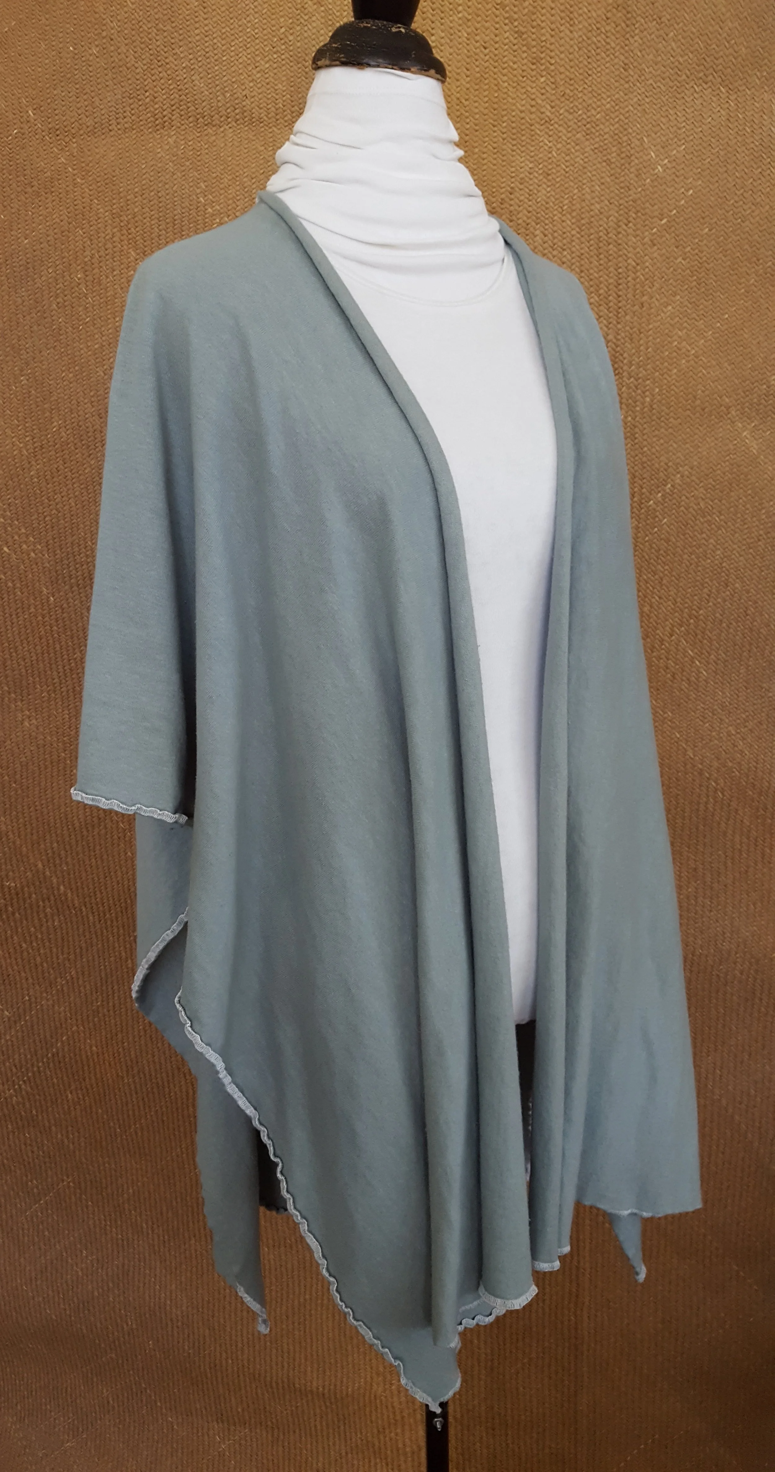 Shawl lightweight blue grey.jpg