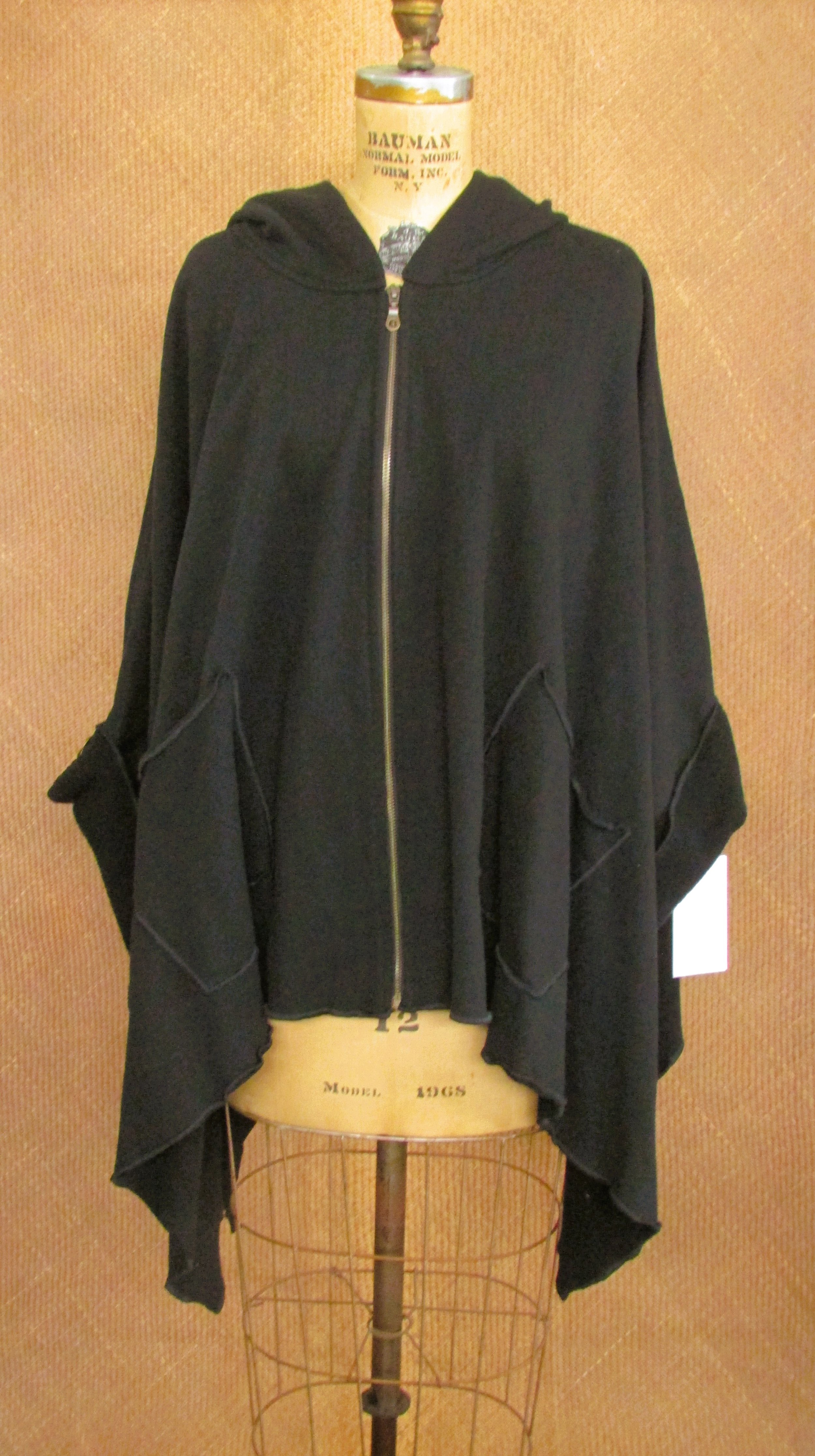 Poncho-high tide black front.JPG