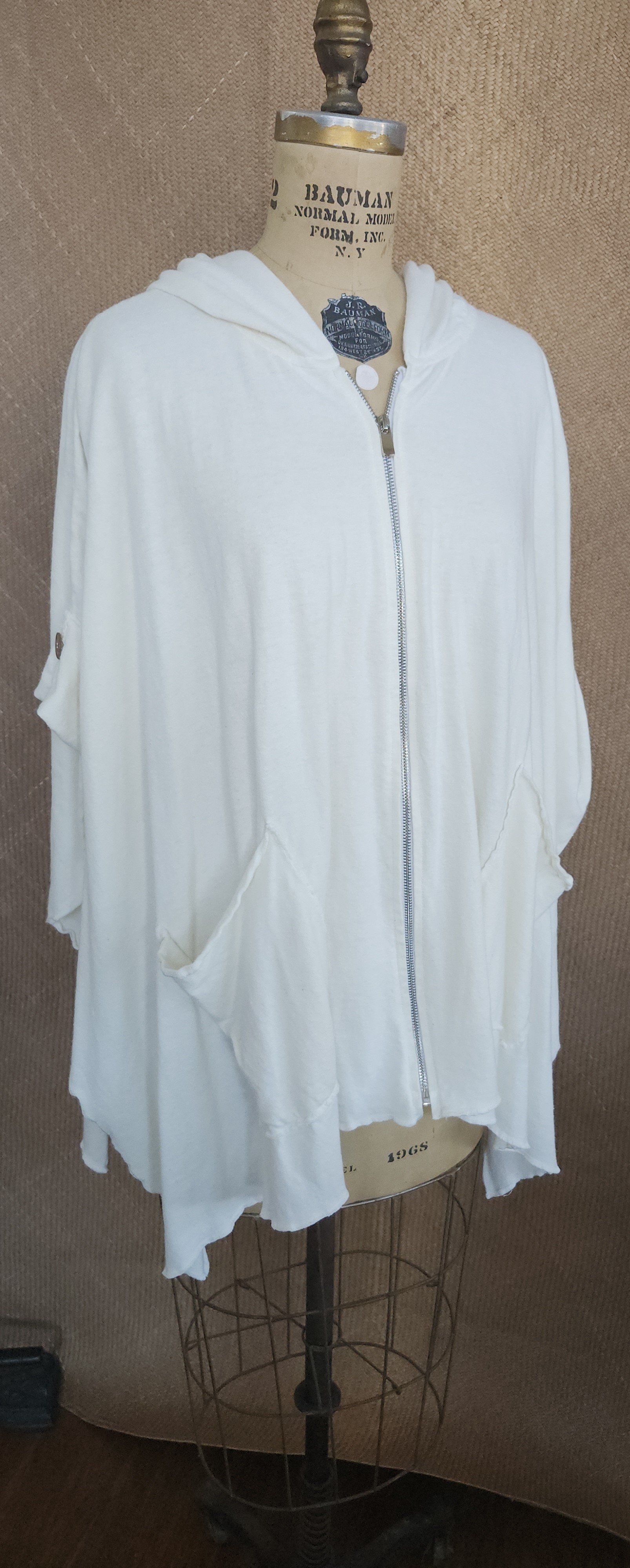 Poncho TP wht lit weight knit coconut button.jpg