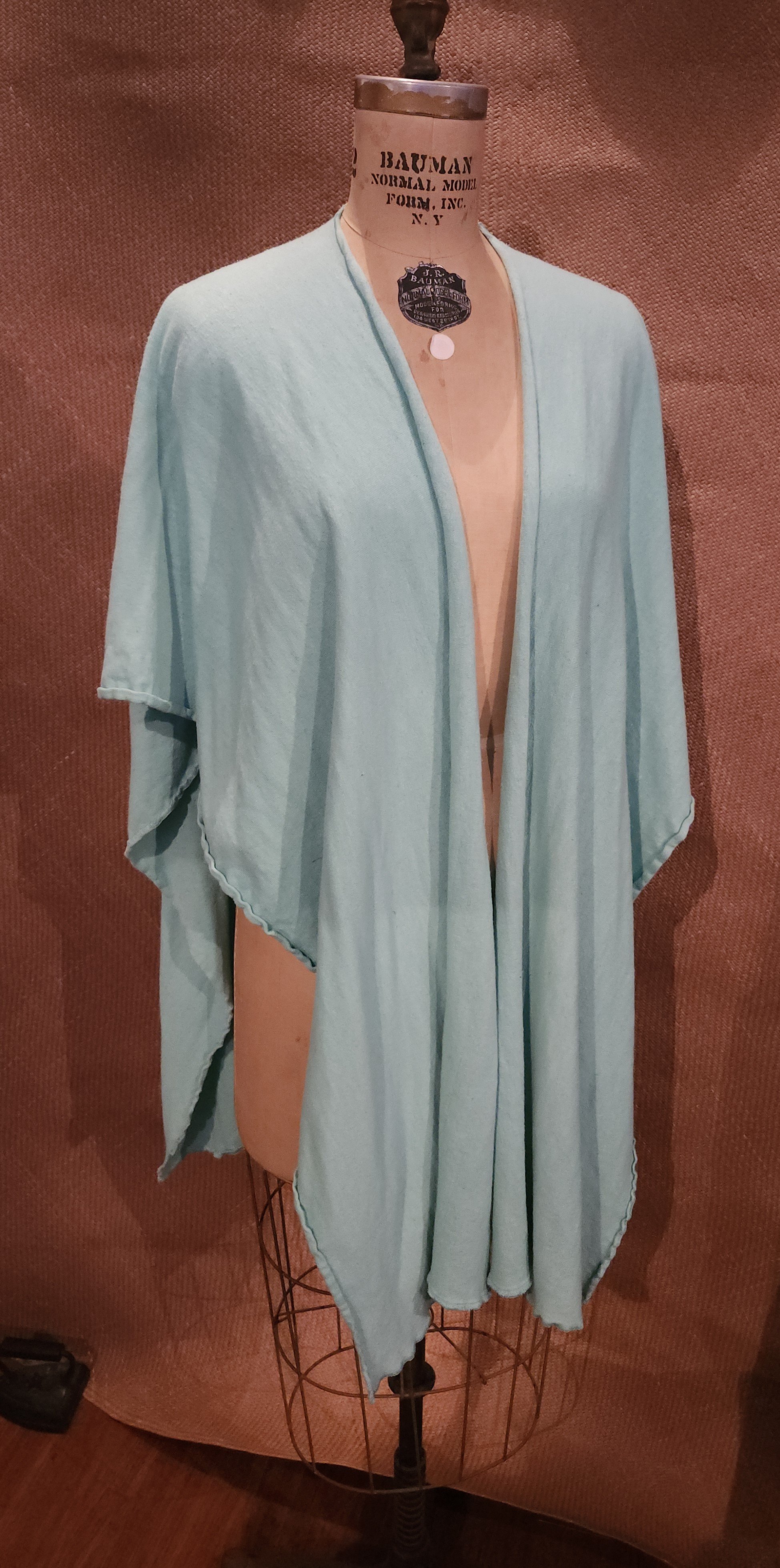 Shawl aqua.jpg
