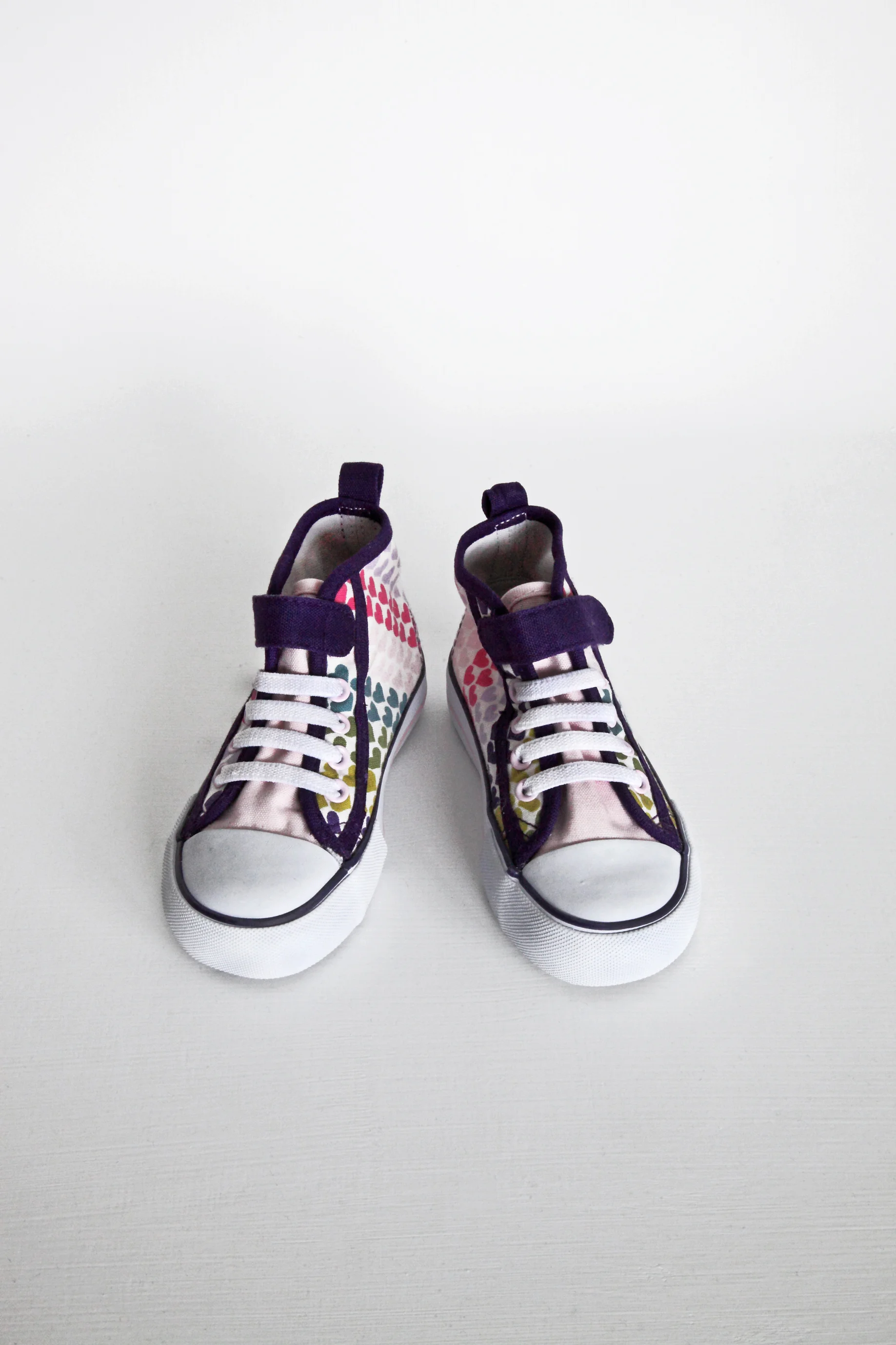 Heart Trainers - H&M - Size 7