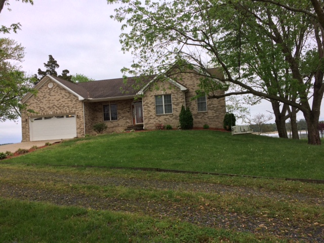 BEAUTIFUL HOME ON WICOMICO RIVER