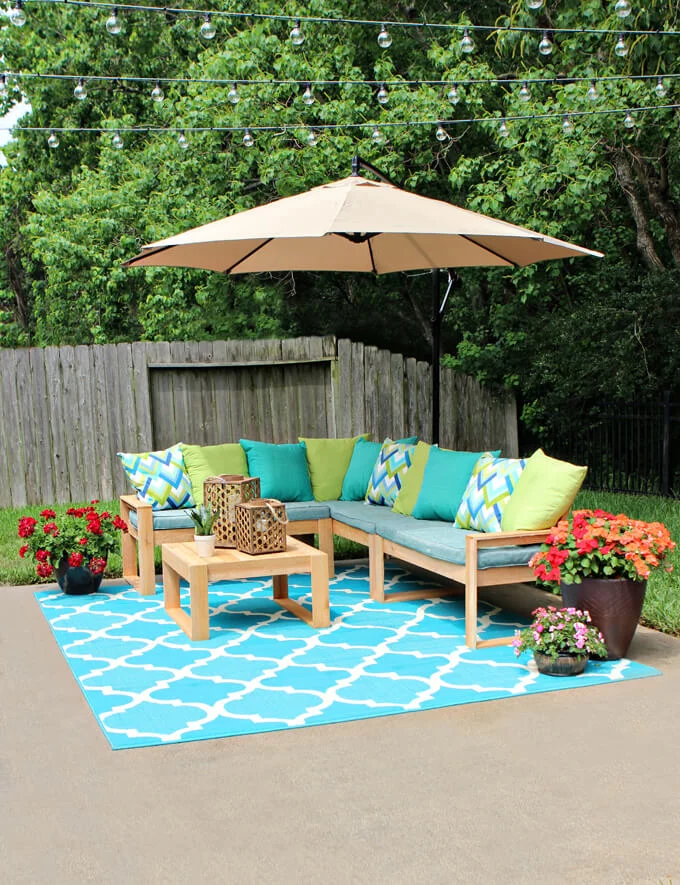 back-patio-makeover-2.jpg