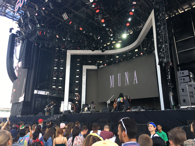 MUNA performing at Gov Ball 2017