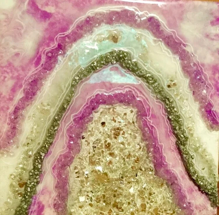 Creating a Geode on canvas with resin- Saturday, December 14, 10:00am-1:00pm Barb will guide you step by step to create your own “Geode” on a 10”x10” canvas. You can choose your own color scheme. Cost: $65/person