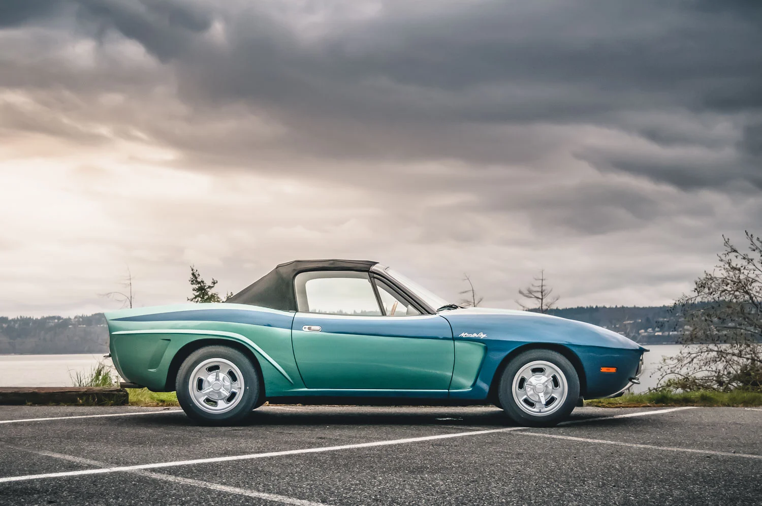 Much like his original Italia Classic , Jim still maintains & occasionally updates the Manta Ray to explore design concepts and use in prototyping and advertising. Currently in development is a custom built all-steel removable hard top with a clear roof inspired by Nardi's Blue Ray 2 concept c.