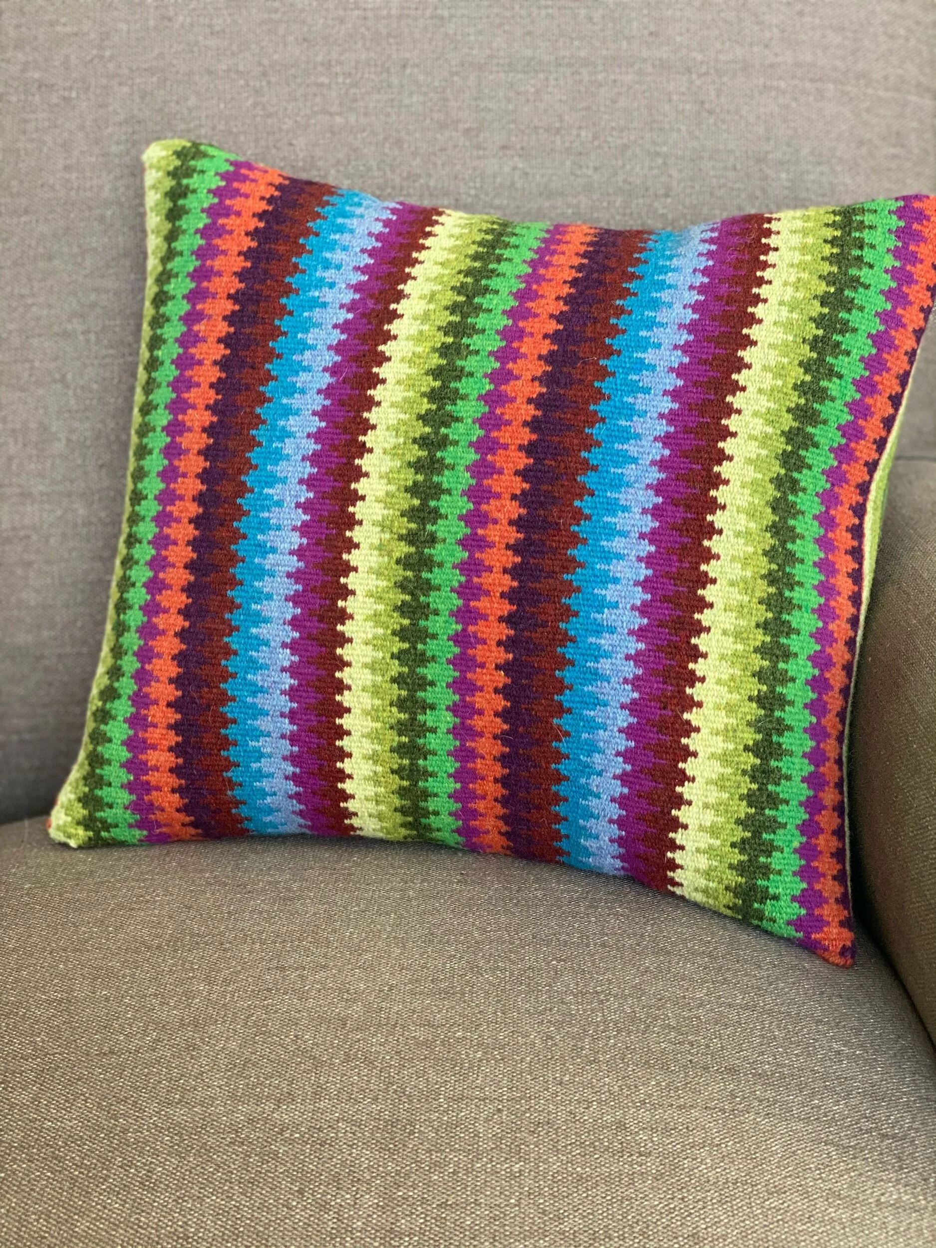 Pillow (Krokbragd Patterns, p. 181)