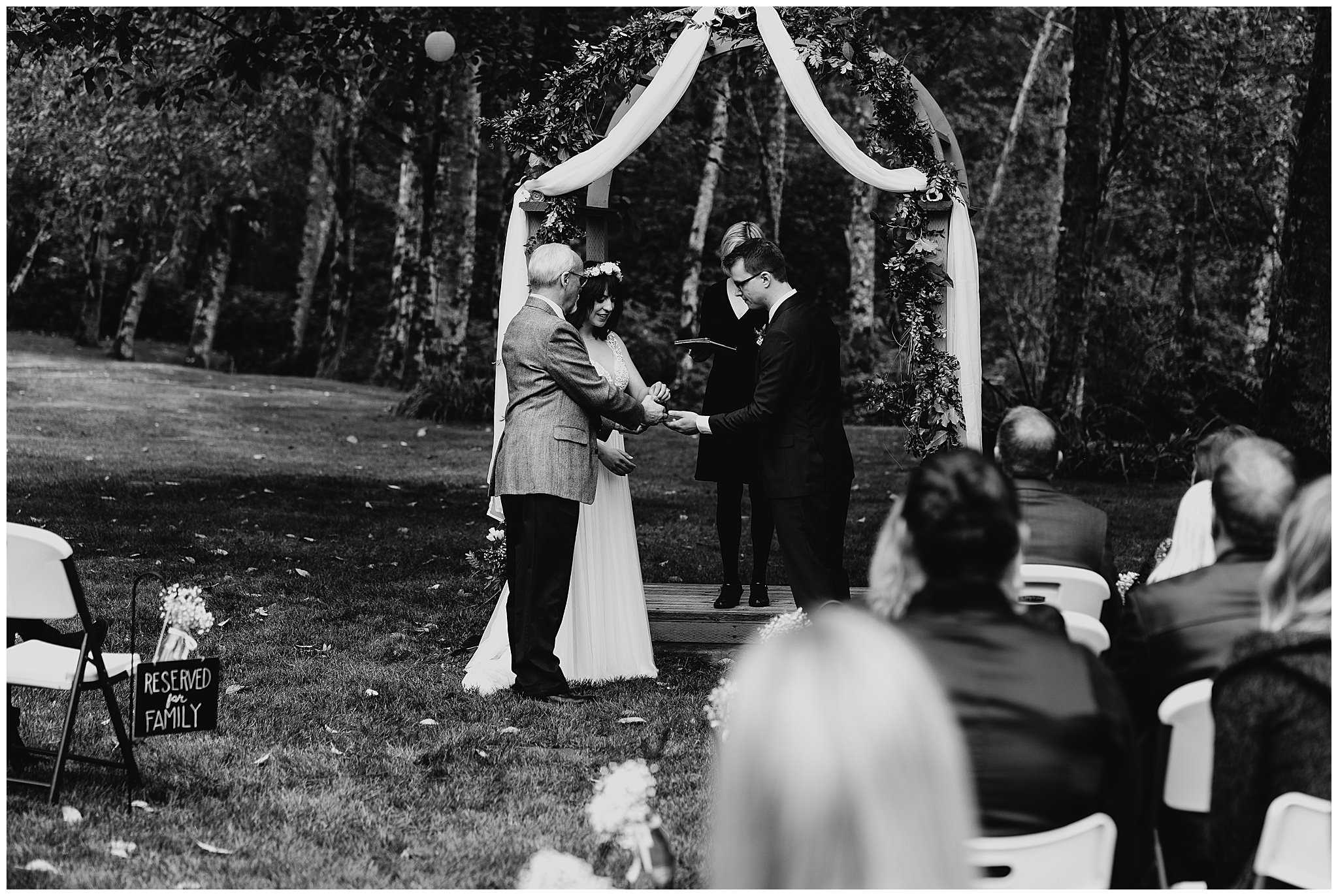 wallace-falls-lodge-wedding-evan-kelsey68.jpg