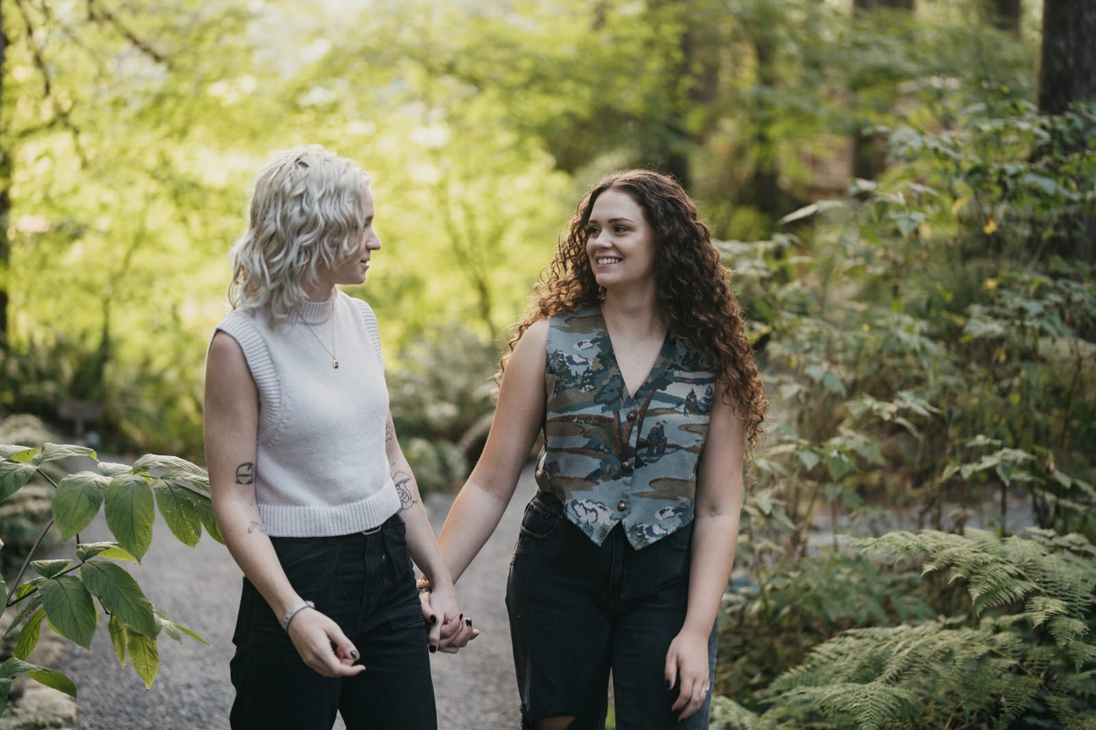 treehouse-point-engagement-session-baylee-heidi-12.jpg