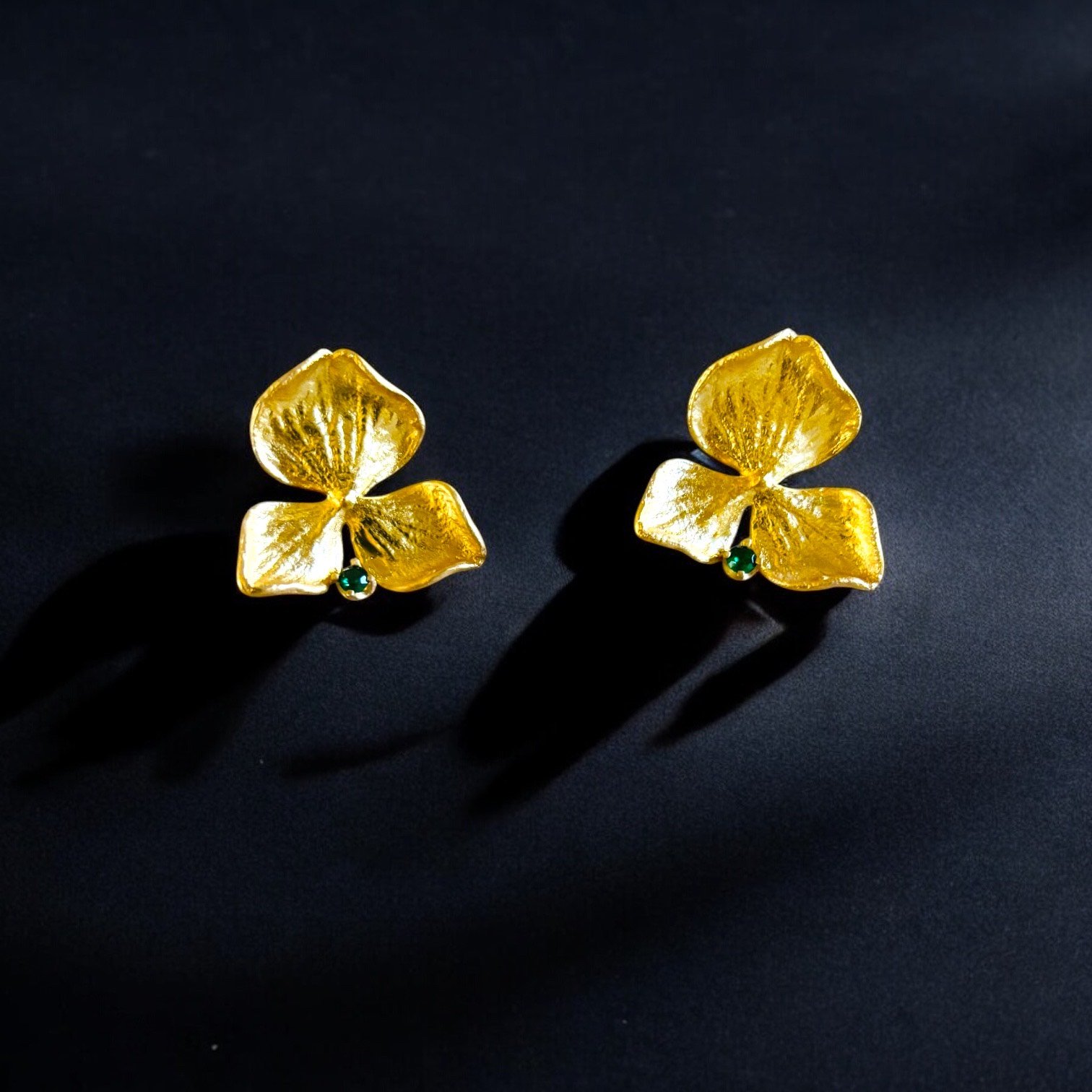 29.Golden Trifold with Emerald 1.jpeg