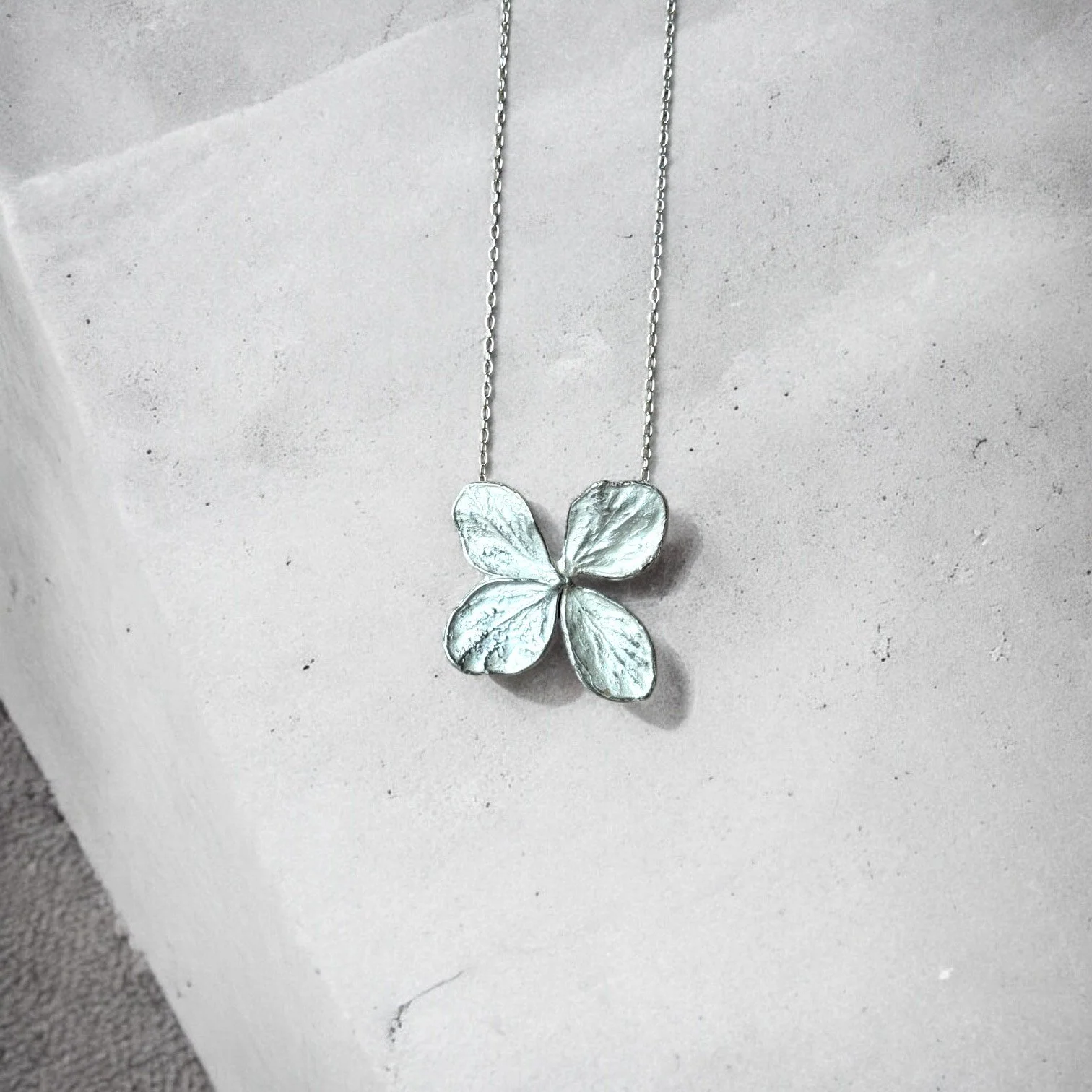 Ethereal Hydrangea Necklace3.JPG