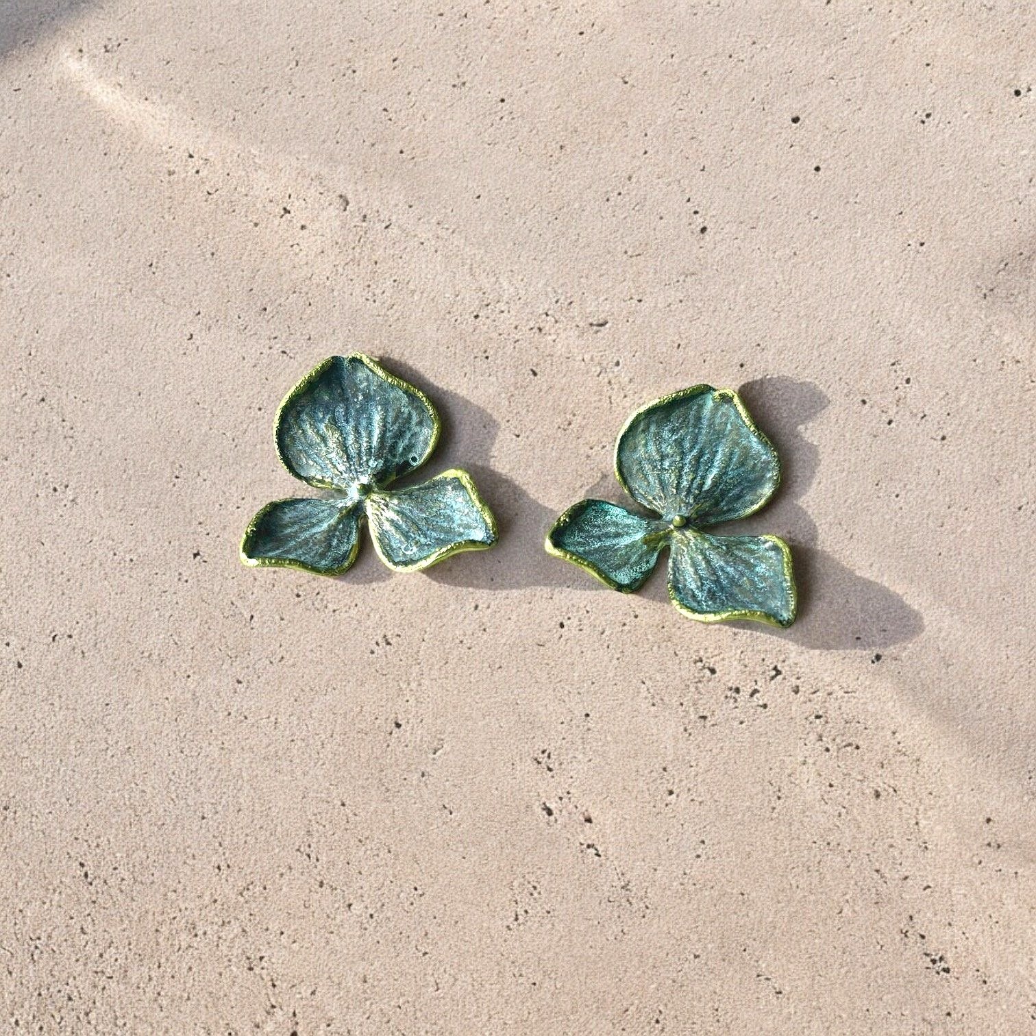3+Leaf+Hyd+Green+2.jpg
