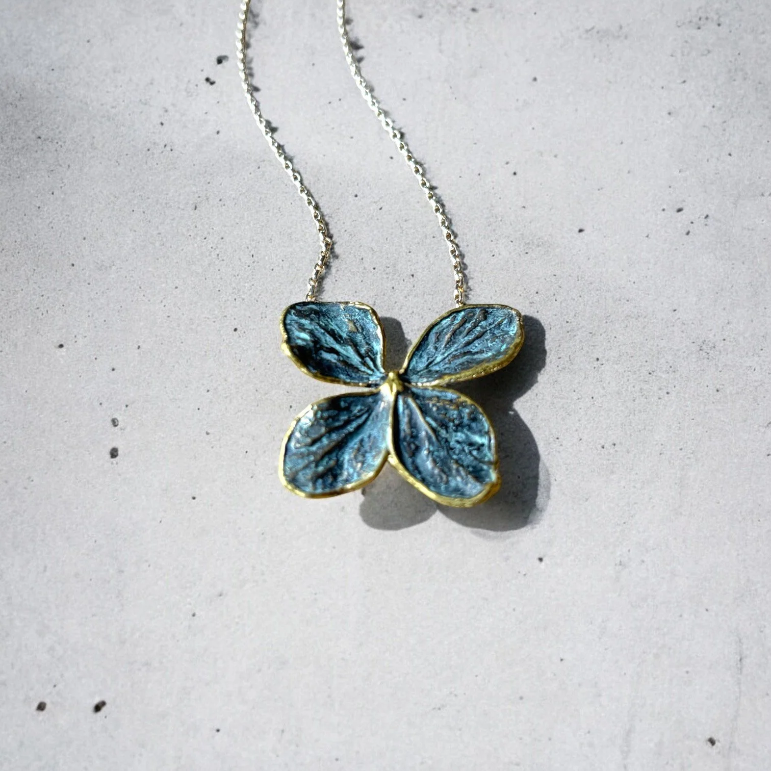 12.Golden Green Hydrangea Long3.JPG