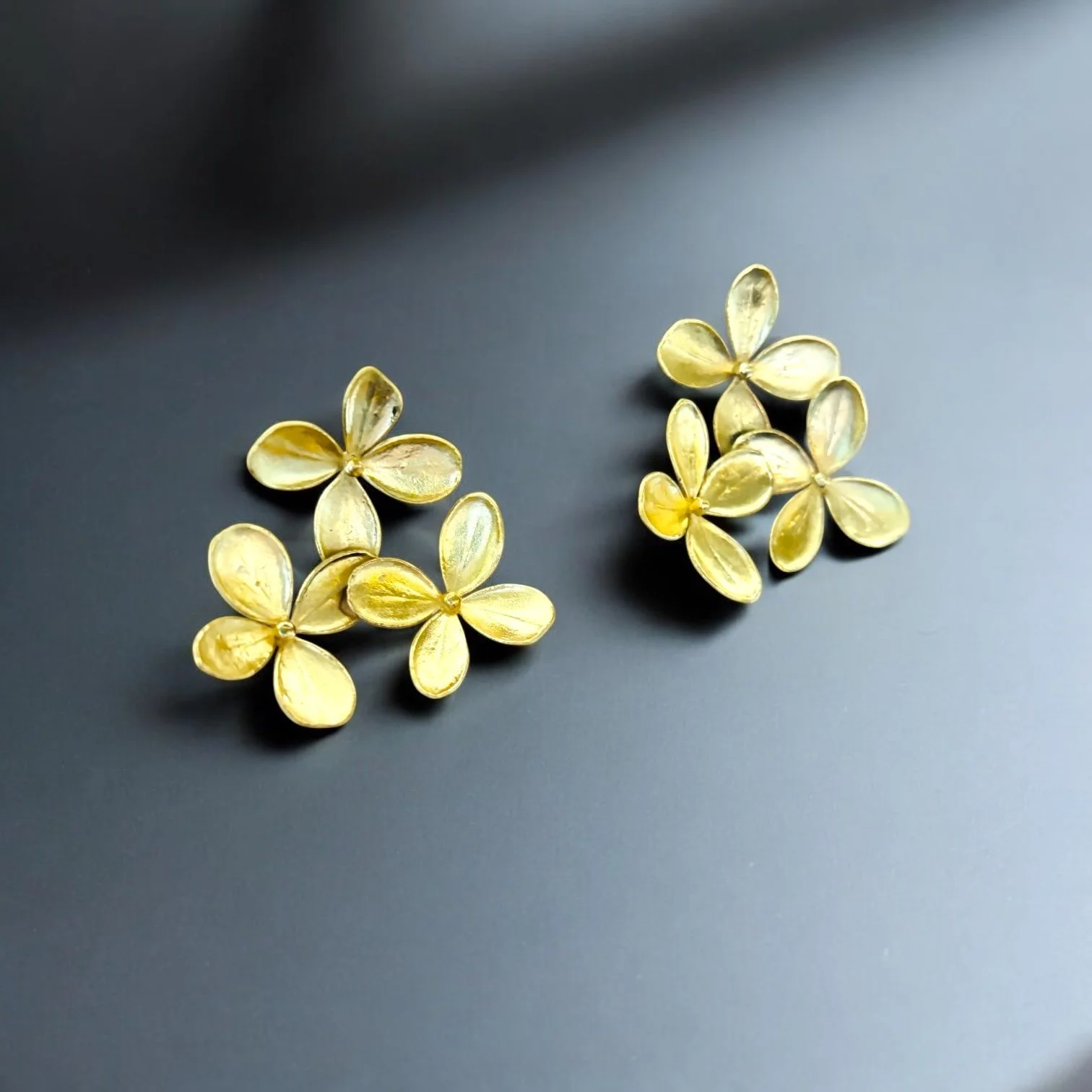 34.GoldenCascadeEarrings6.JPG