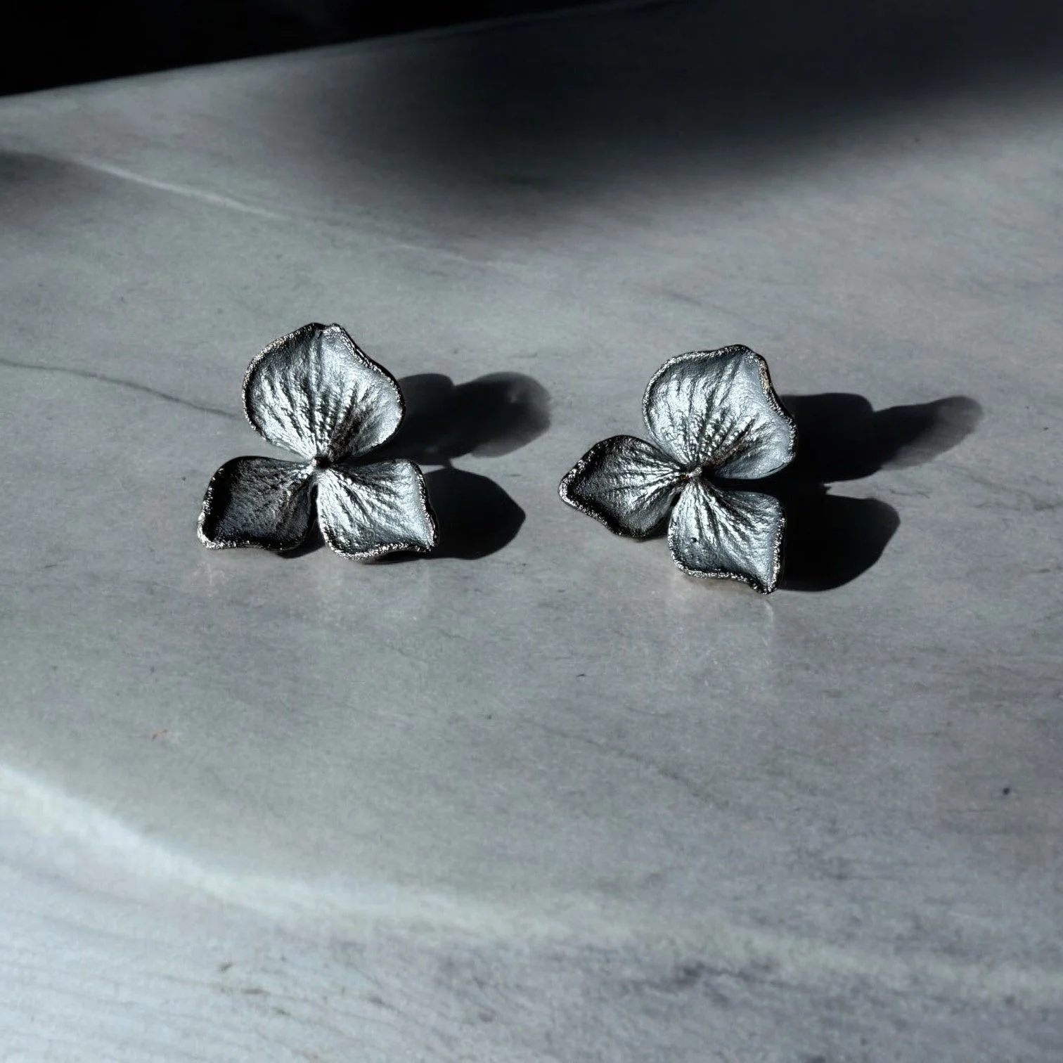 3 Leaf Hyd Oxi 1.JPG