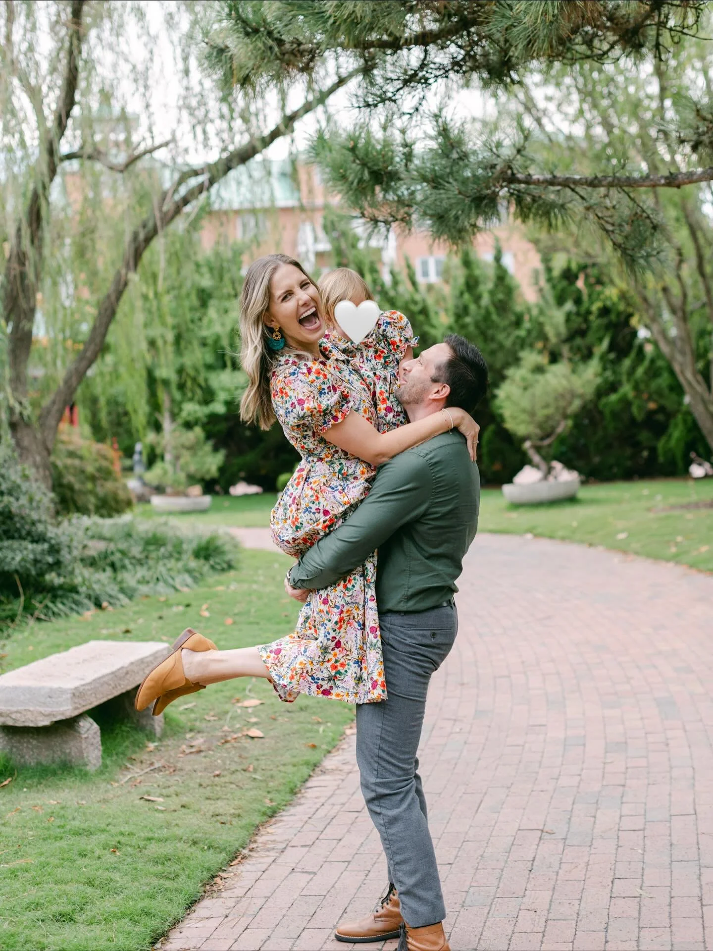 Lucky 13 ☘️
.
Grateful for the laughter that has buoyed us through 13 years of changes and challenges. We&rsquo;ve come a long, long way from that Jamaican shore&hellip; I&rsquo;d choose us a lifetime after lifetime &mdash; I do. 🤍
.
📸: @sarahgbart