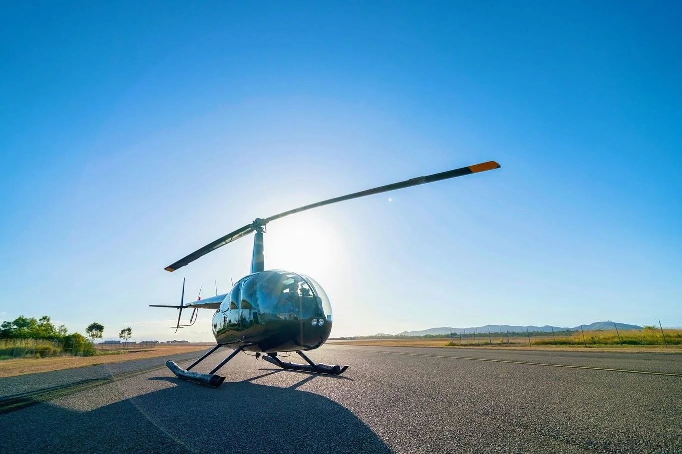 Scenic Flights at @frosty_mango_official this Saturday! βοΈπ₯
@townsville_helicopters will be conducting 15-minute scenic flights from Frosty Mango on Saturday 25th October. The perfect way to see beautiful North Queensland from above! π΄β¨
Flights ar