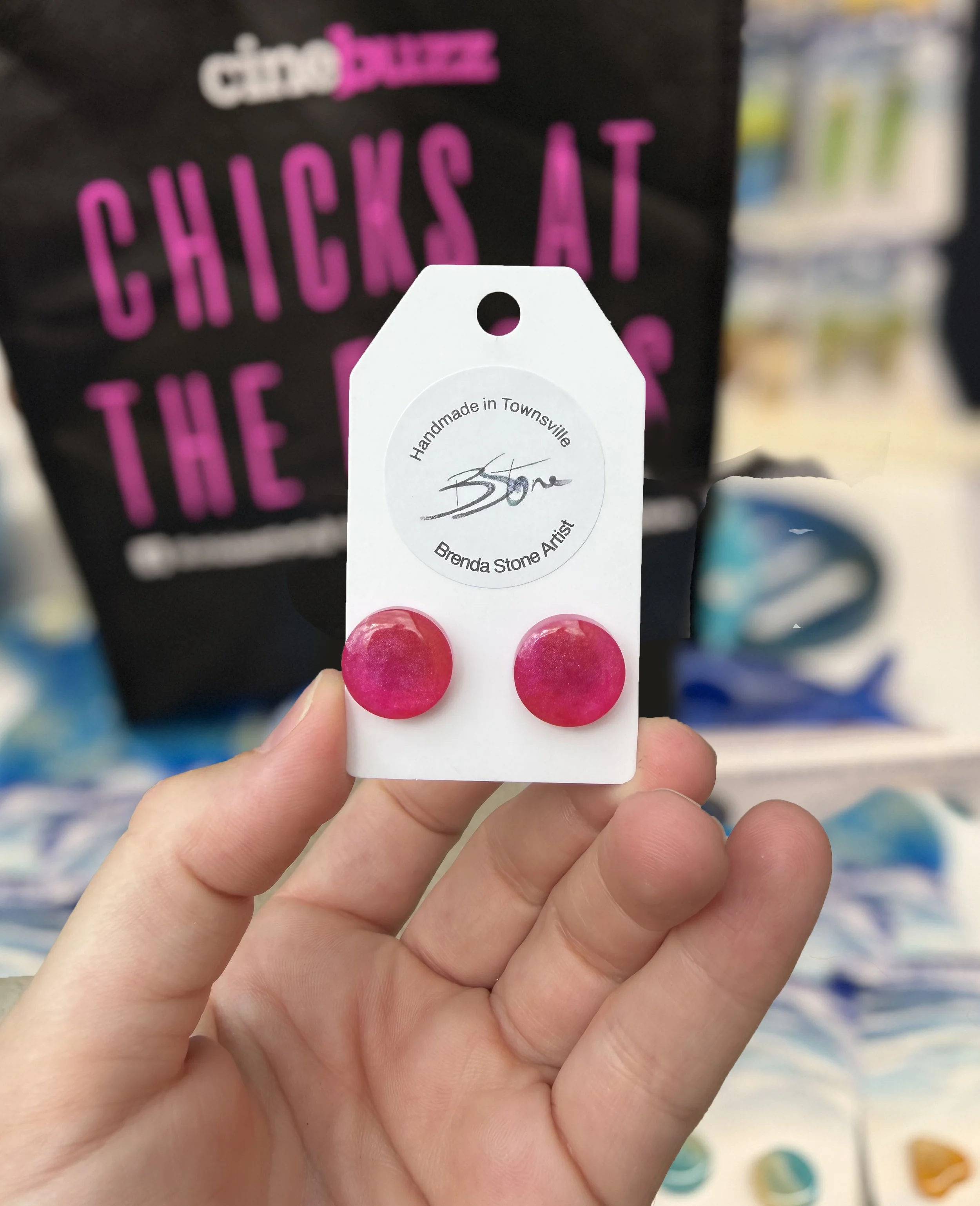 CHICKS at FLICKS Collection 3 studs Round pink.jpg