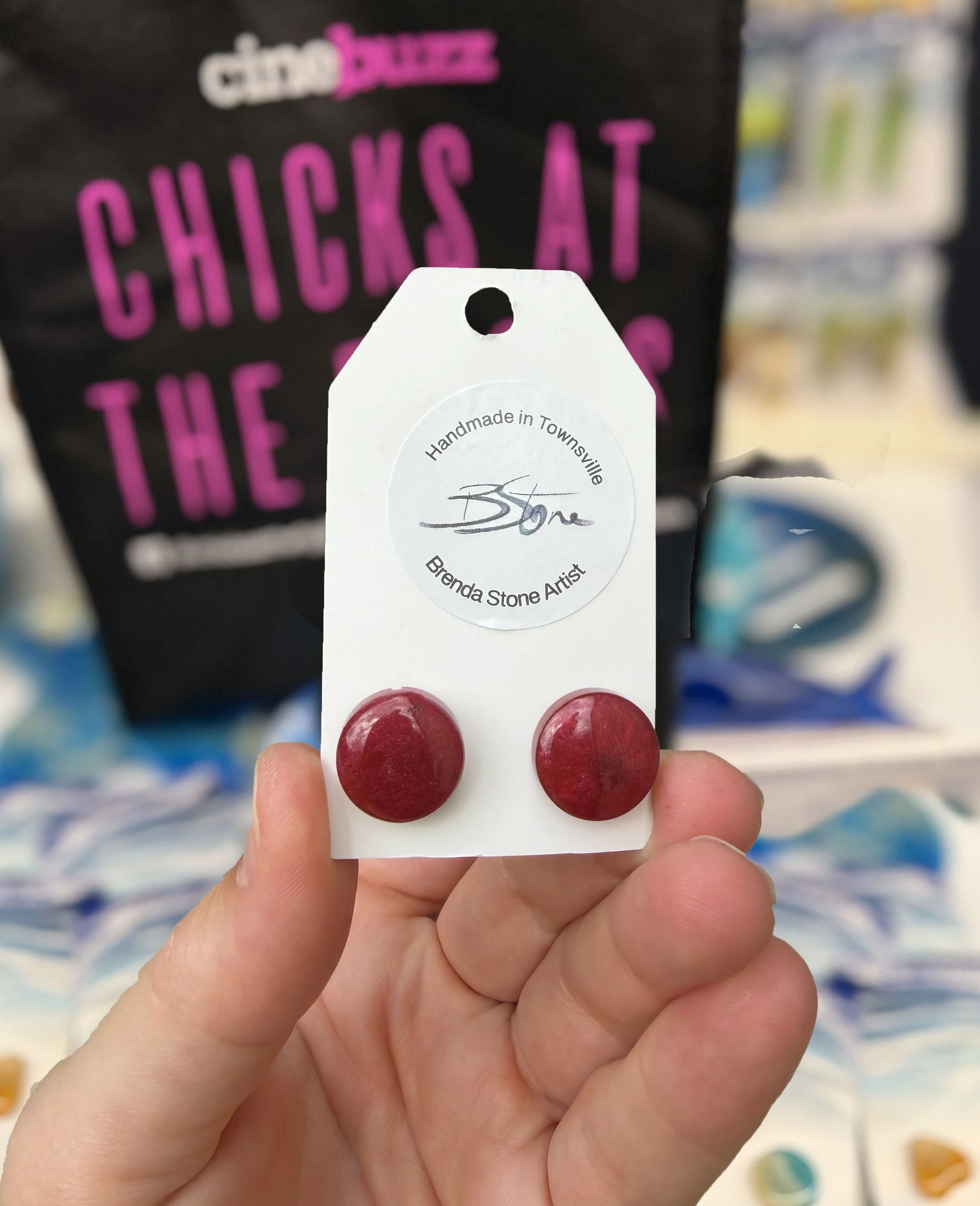 CHICKS at FLICKS Collection 3 studs Round red.jpg
