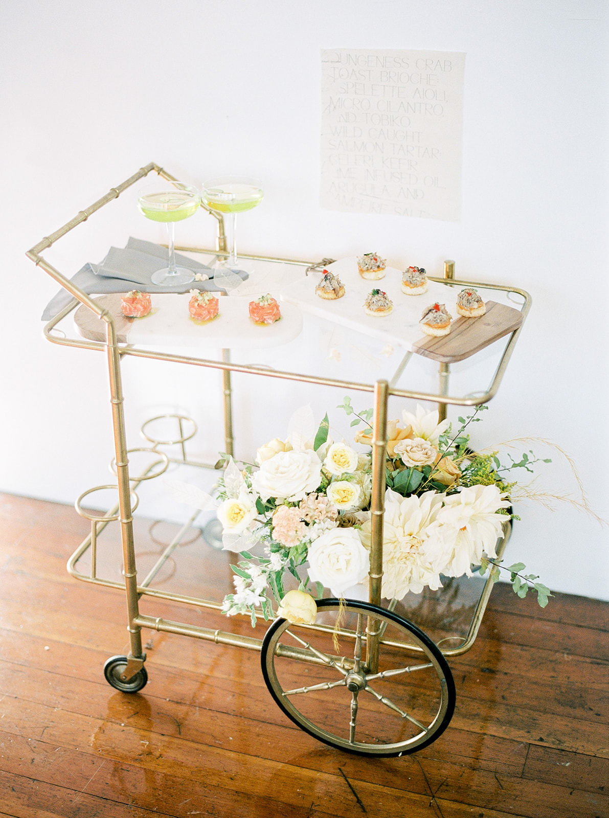 portland oregon wedding and event florist foraged blooms