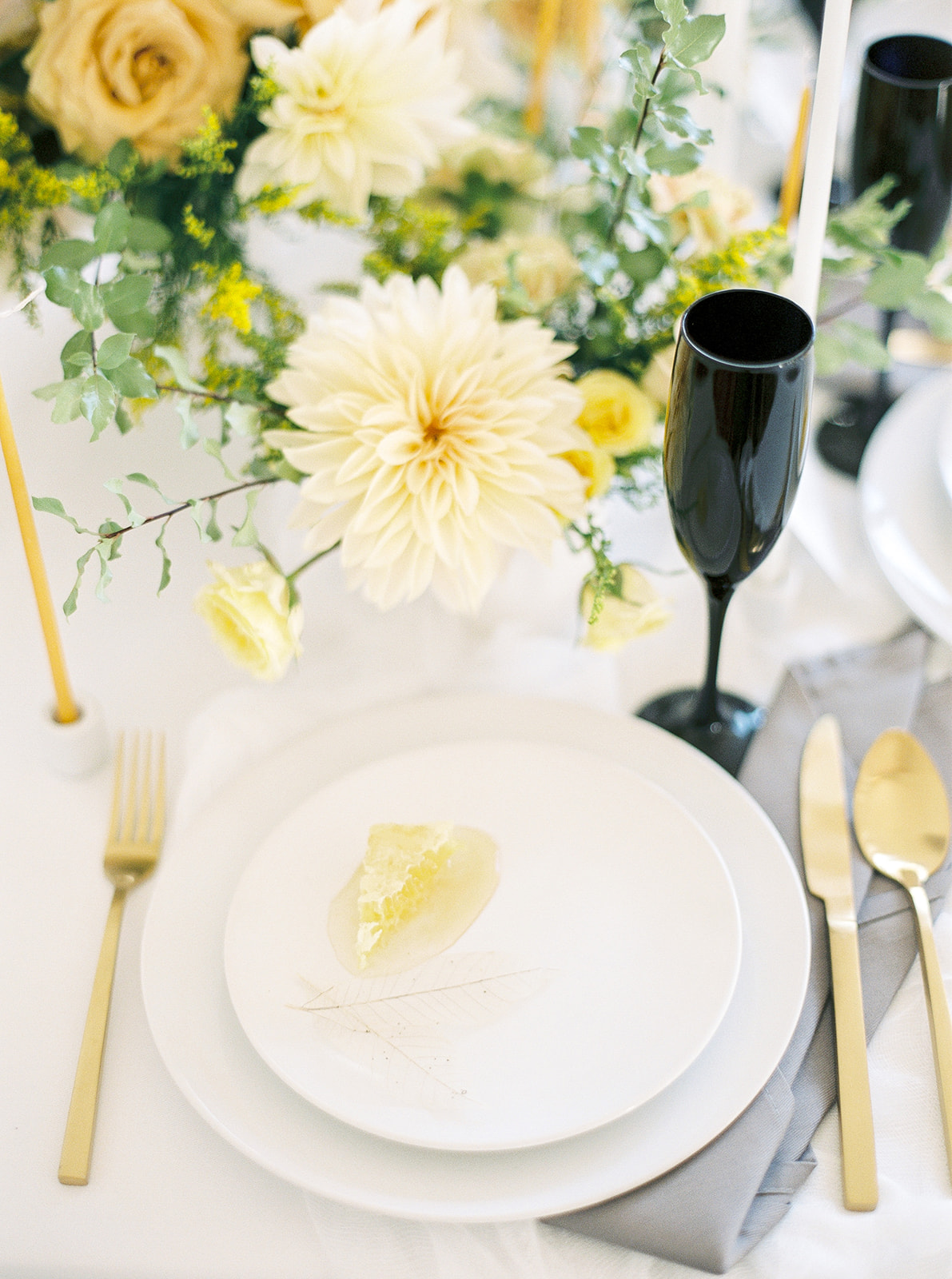 portland oregon wedding and event florist foraged blooms