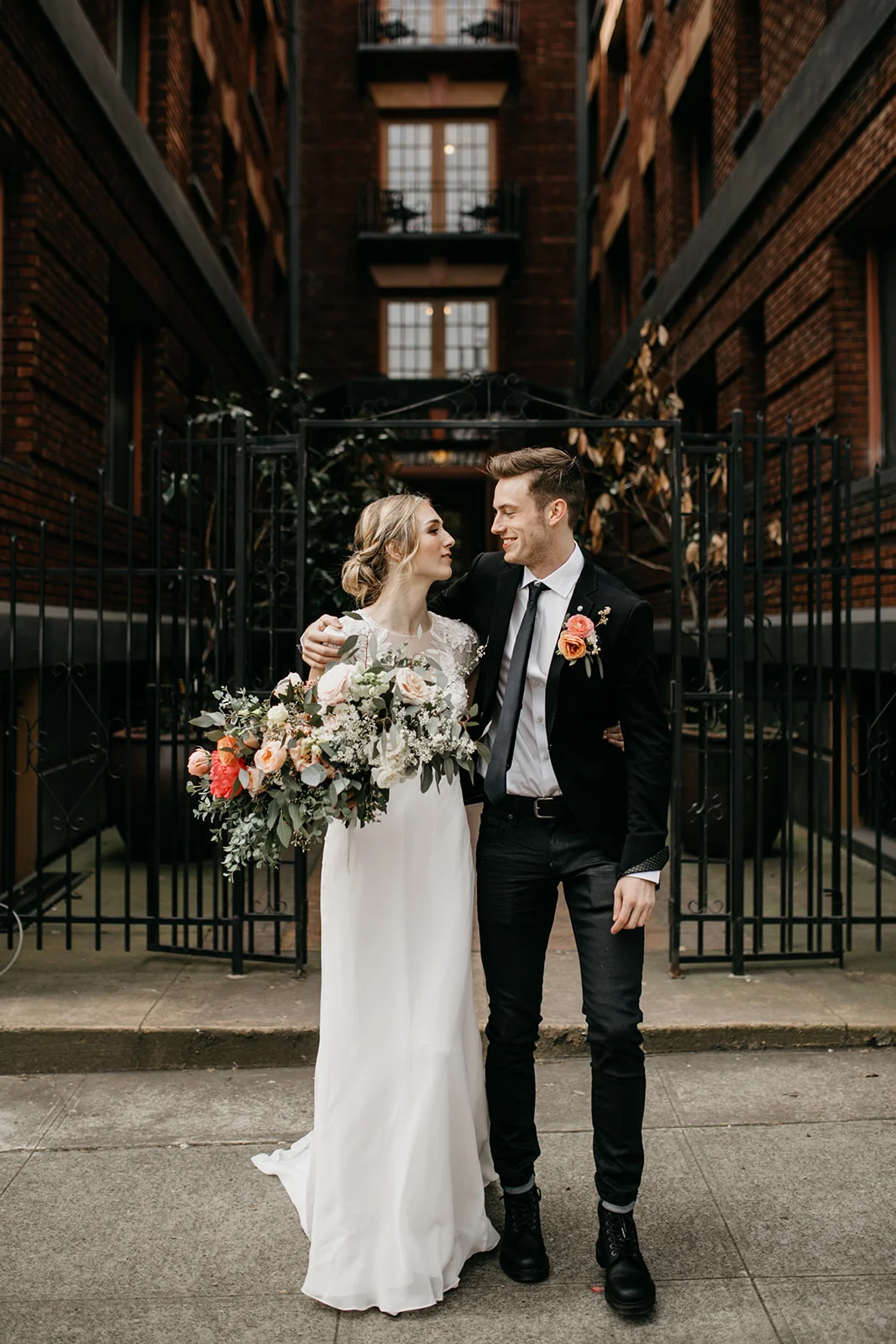 portland oregon modern wedding and event florist foraged blooms
