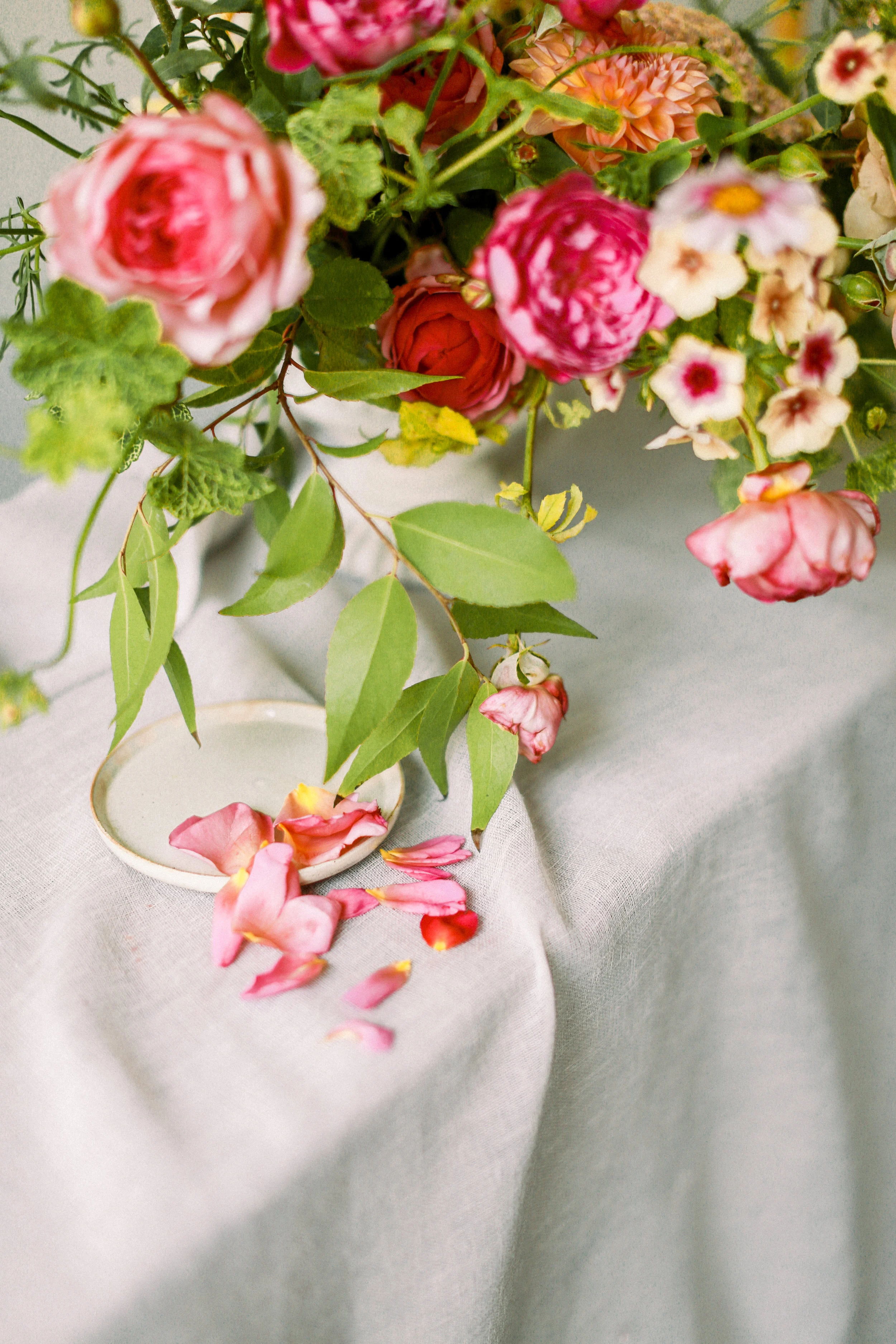 portland oregon wedding florist foraged blooms workshop