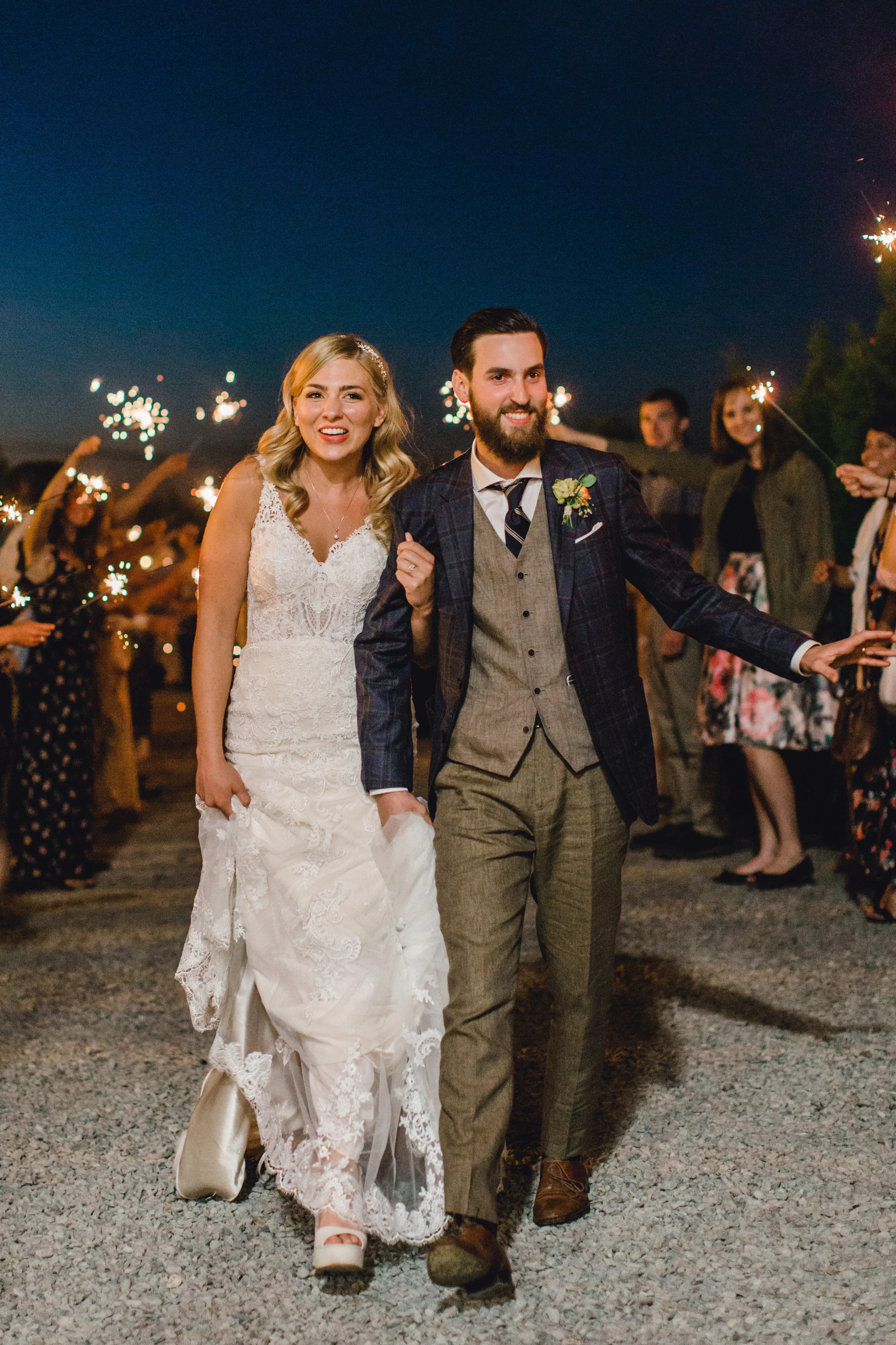 portland oregon wedding foraged blooms florist