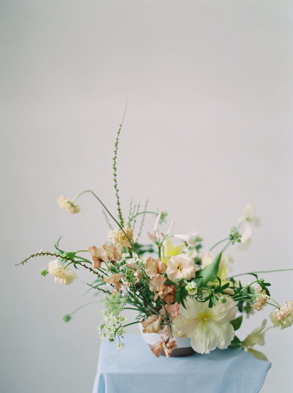 portland oregon wedding florist spring foraged blooms