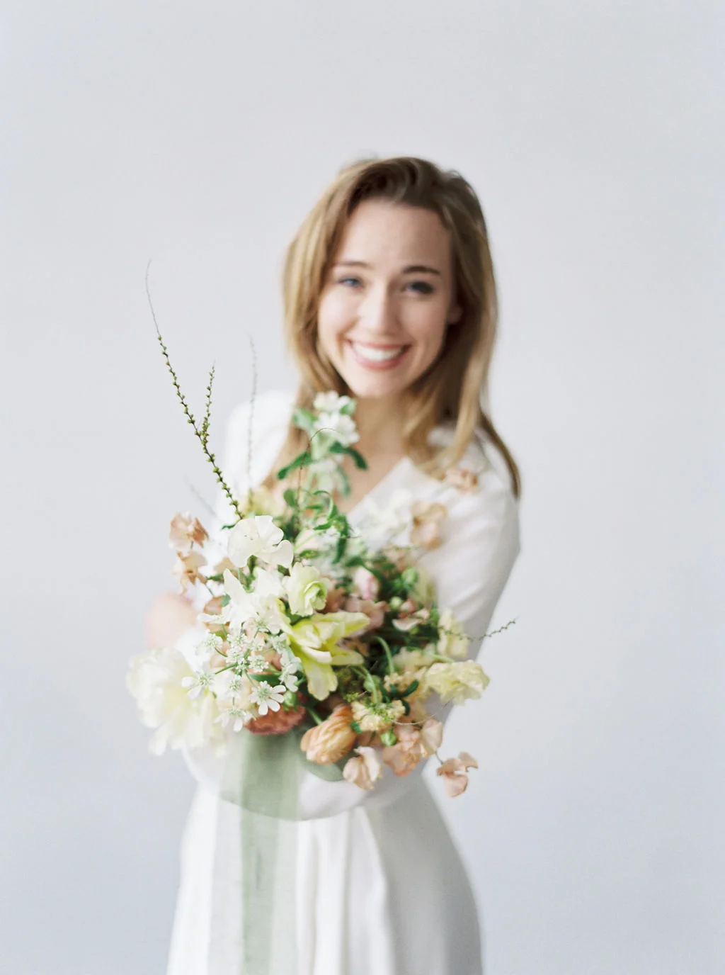 portland oregon wedding florist spring foraged blooms