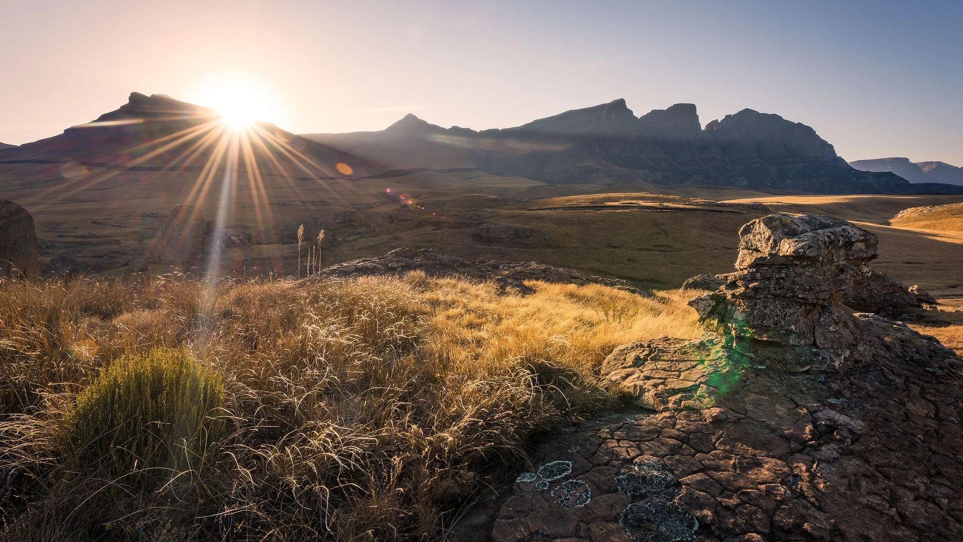 Sehlabathebe Sunset (Photo By: Rob Devereux)
