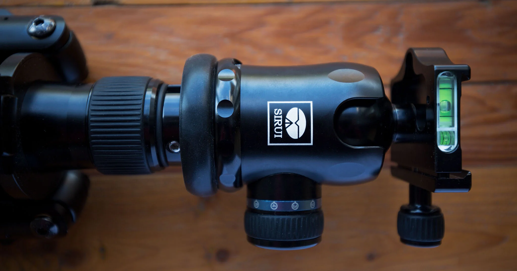 Cover Image: Sirui N-3203X Tripod with K-30X Ball Head