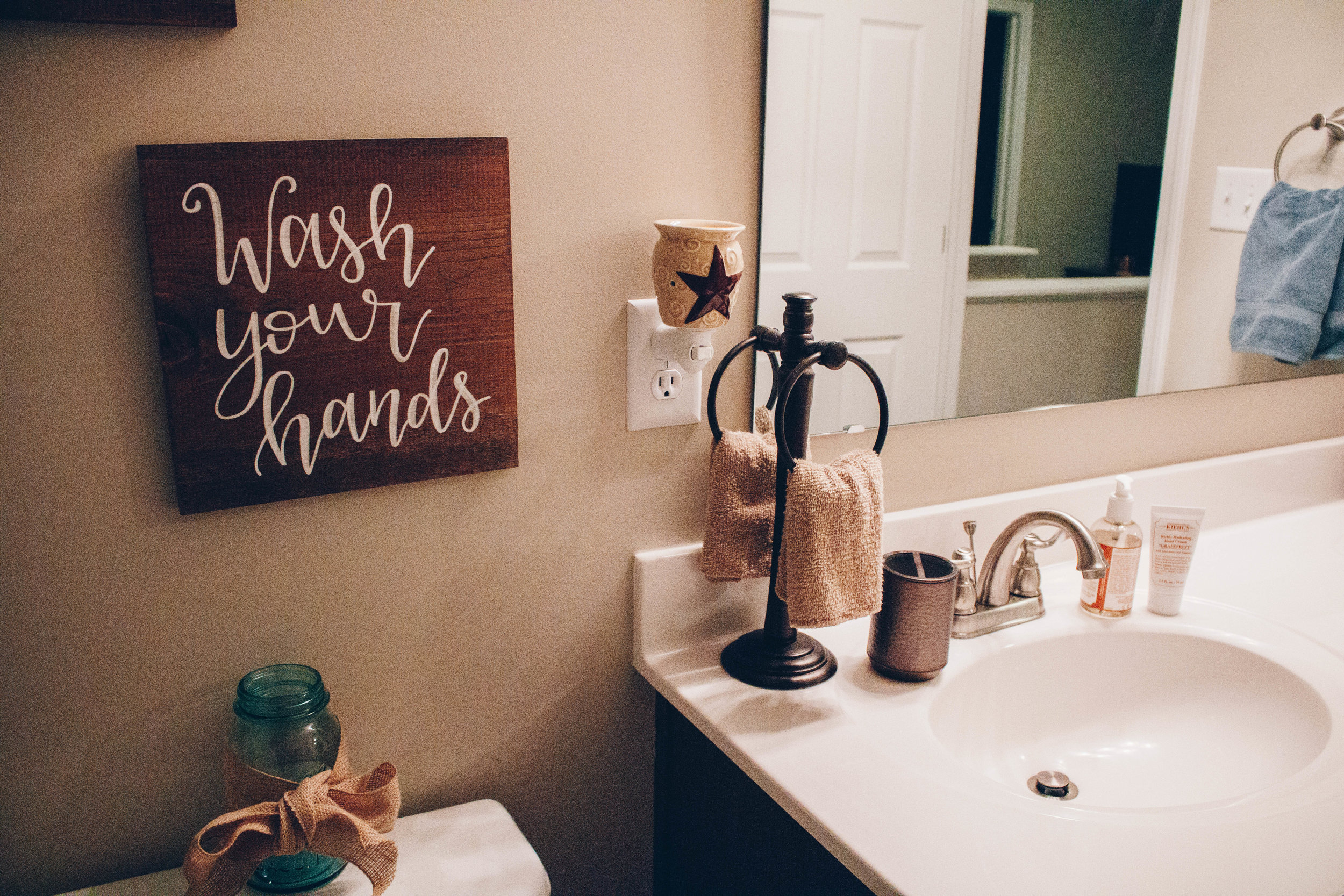 bathrooms-4.jpg
