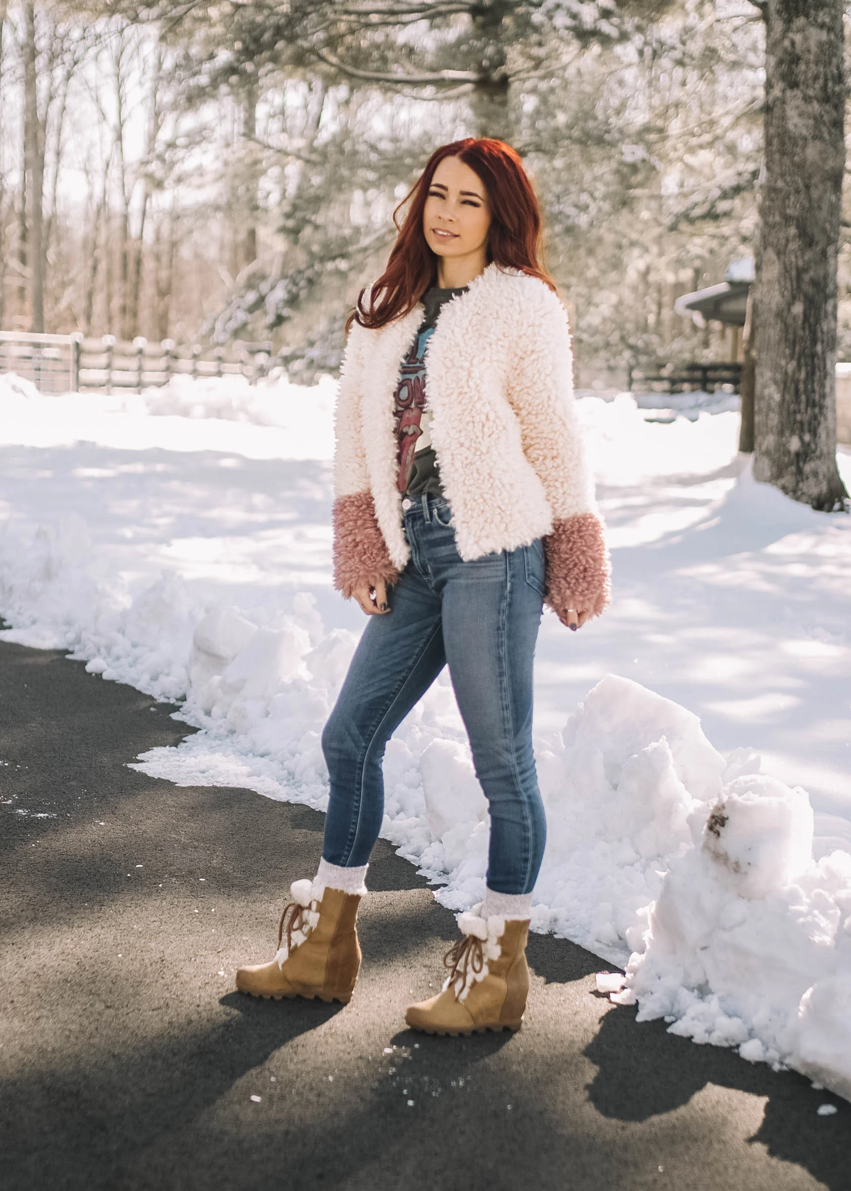Jacket, Lesley Jane || Rolling Stones Tee, Free People || Light Wash Denim, Evereve || Sorel Boots