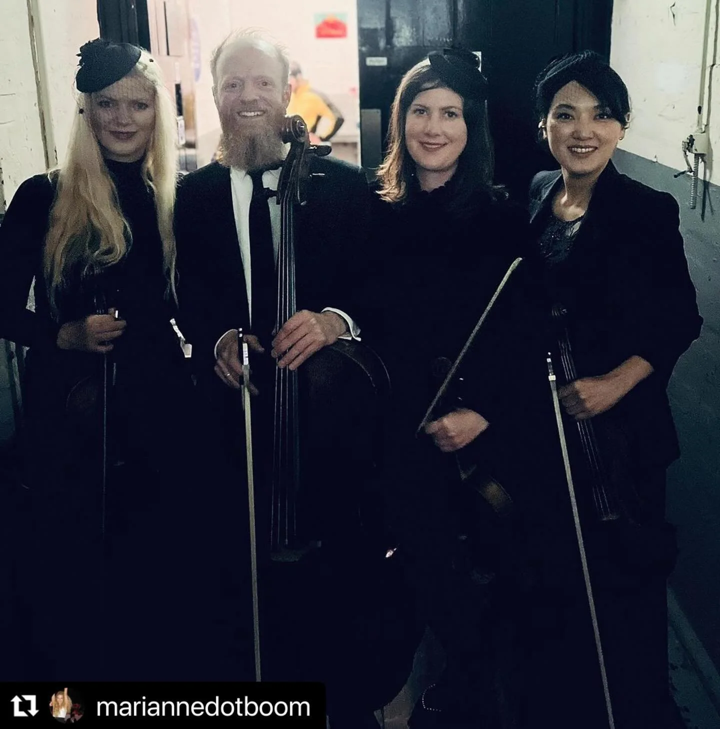 Strings + vails

I love the buzz I get from gigs like this! 

.
.
.
.
.
 @arcadefire @o2academybrix 

@salstrings #Repost @mariannedotboom with @use.repost
・・・
🎻🥰