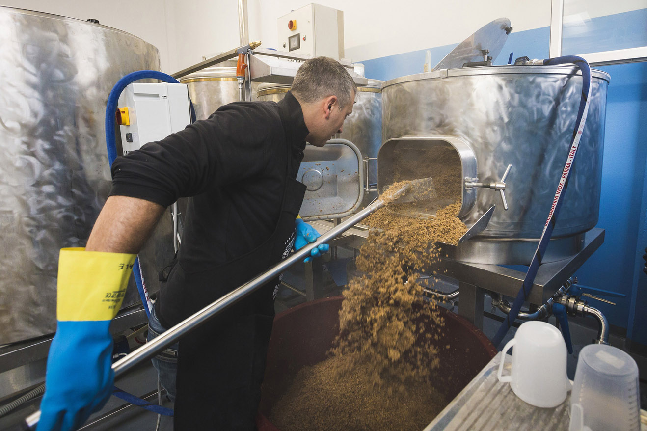 11b_Bura-Brew-Production-116-copy.jpg