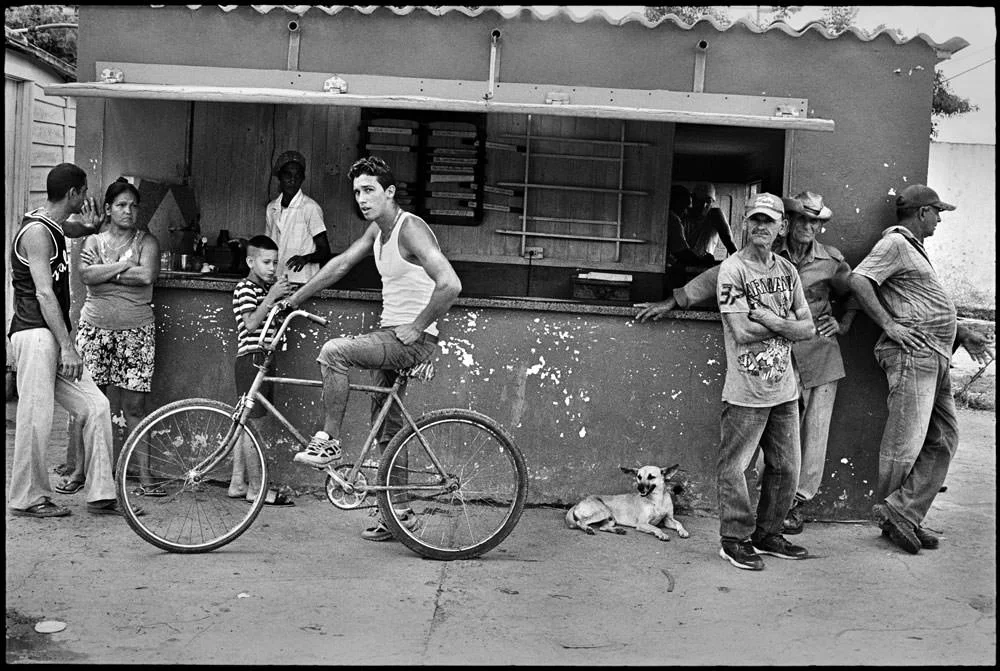 elliot-erwitt-vinales-cuba-2015_big.jpg