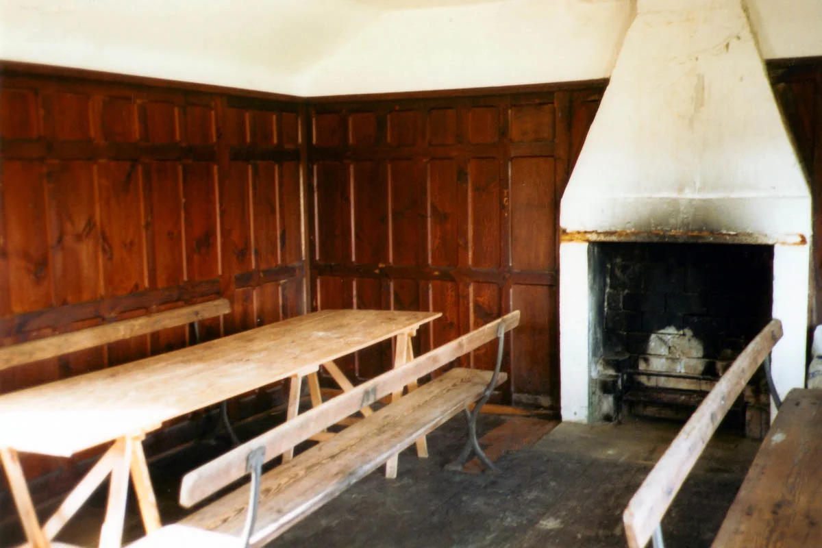 HR-Locations-Black-Bothy-Intertior.jpg