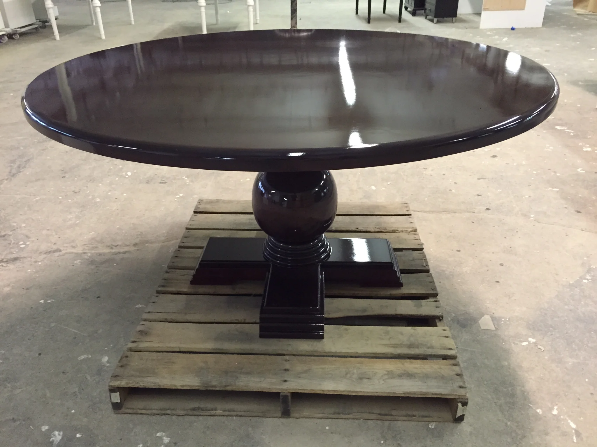 mahoganey table.jpeg