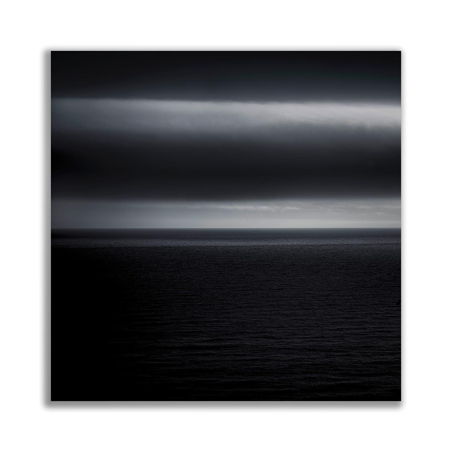 New image from &lsquo;In Dark Seas&rsquo; series &hellip;..
.
.
.
.
#seascapephotography #darksea #fineartprint #fineartphotography #darkseascape #cloudformation #abstraction #abstractioninnature #minimalistseascape #artphoto #photohastings #southcoa